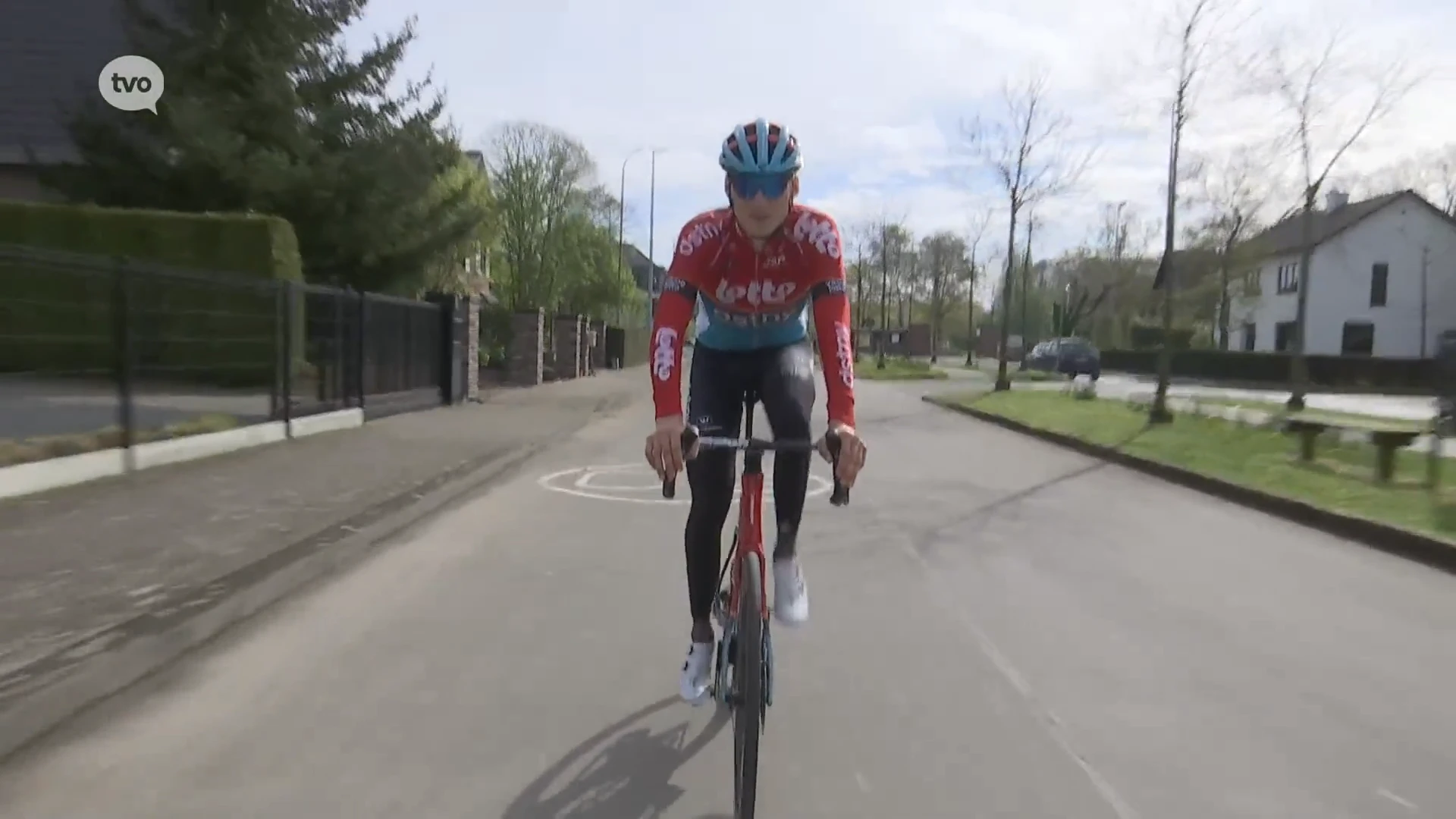 Kersvers Zottegemnaar Liam Slock eindigt knap 20ste in Parijs-Roubaix: "Ooit wil ik daar winnen"