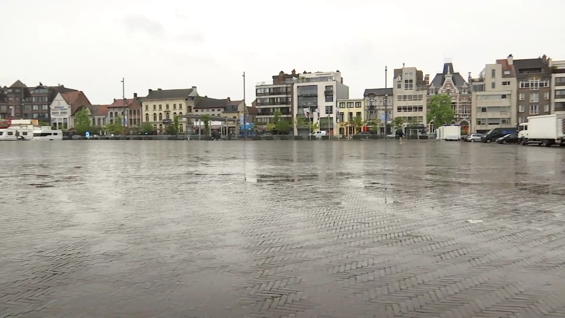 Tijdelijk 150 bovengrondse parkeerplaatsen tijdens werken aan Sint-Niklase Grote Markt