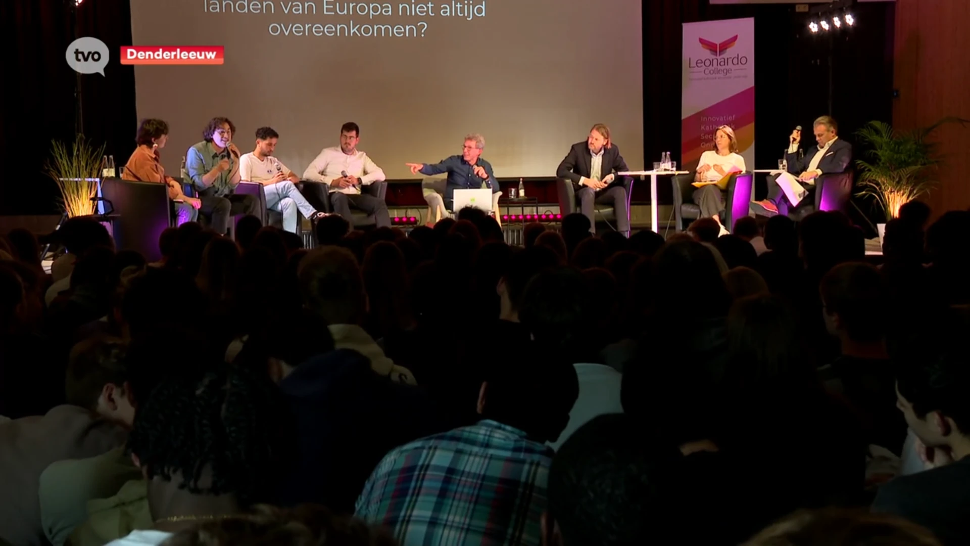 Politiek debat op college in Denderleeuw: "De democratie staat nu toch wel wat onder druk"