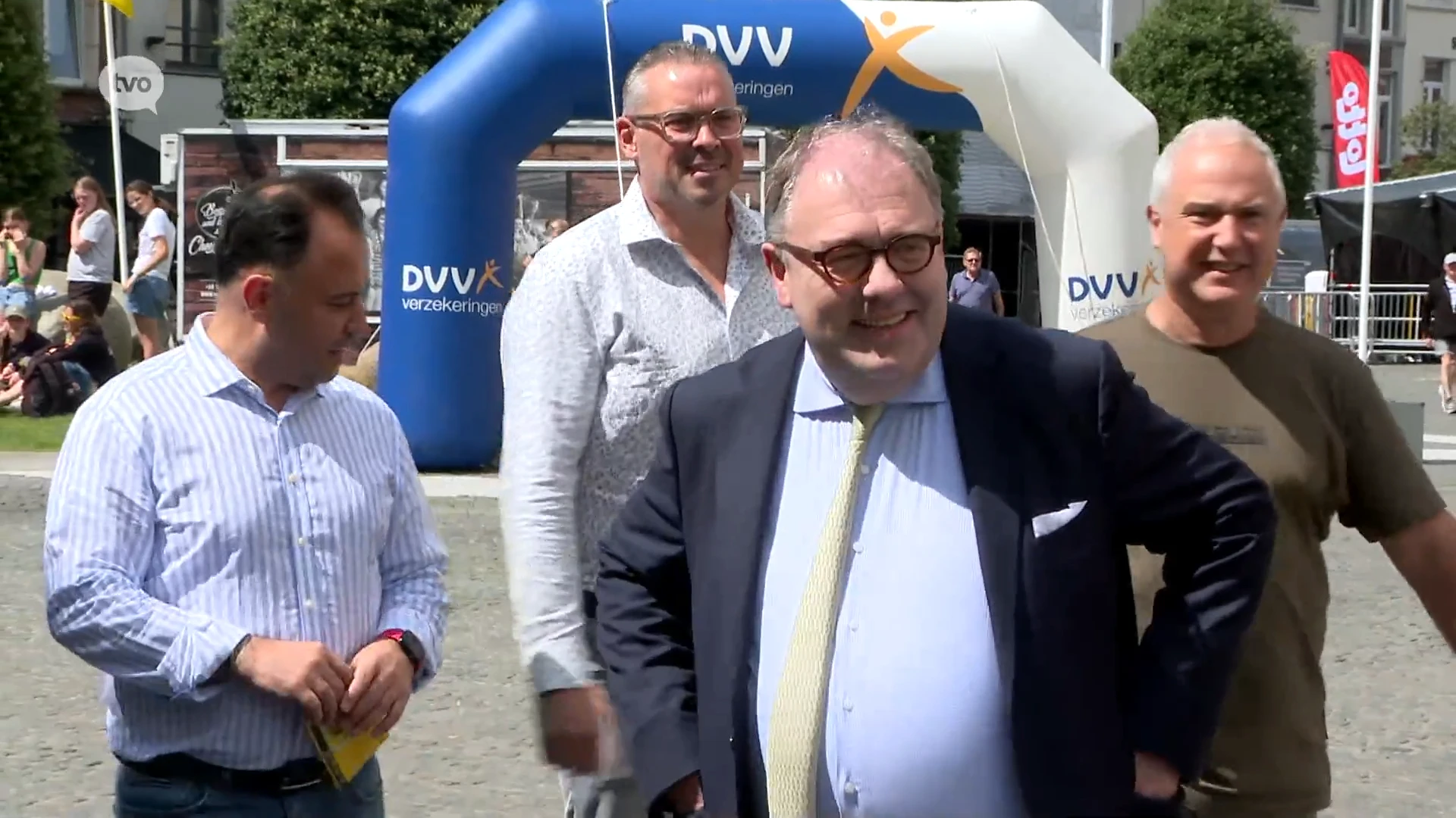 Nieuwkomers N-VA meteen op pad in Aalst tijdens Vlaamse feestdag