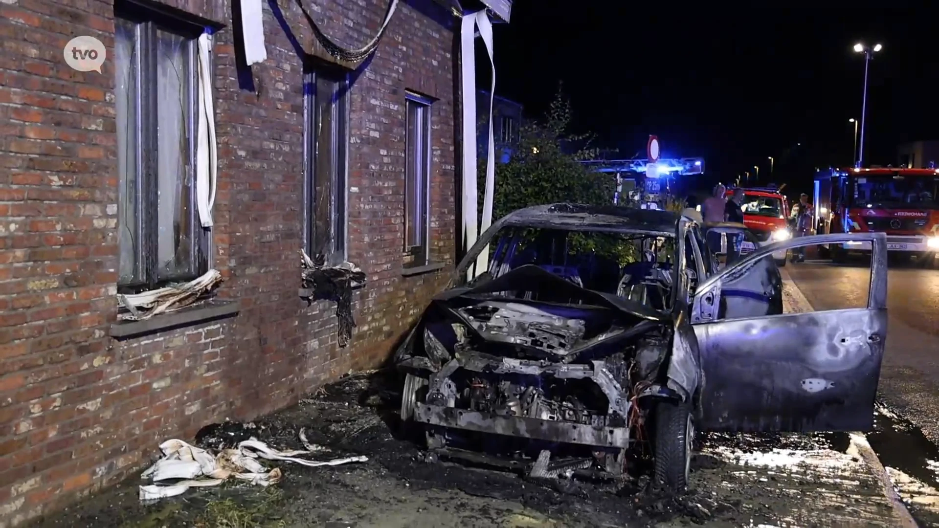 Buurtbewoners ongerust na derde autobrand op korte tijd in dezelfde straat in Overmere: "Niemand voelt zich nog veilig"