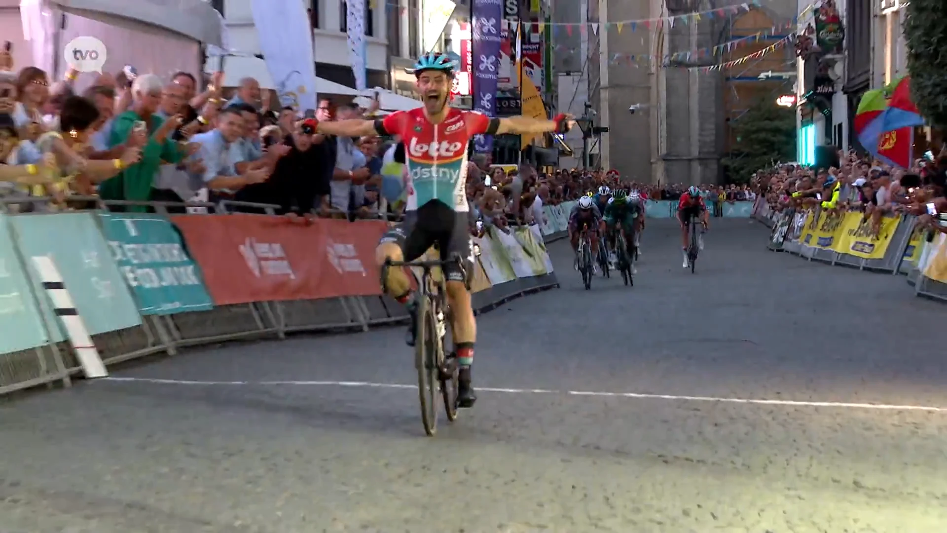 Victor Campenaerts wint 87ste natourcriterium van Aalst