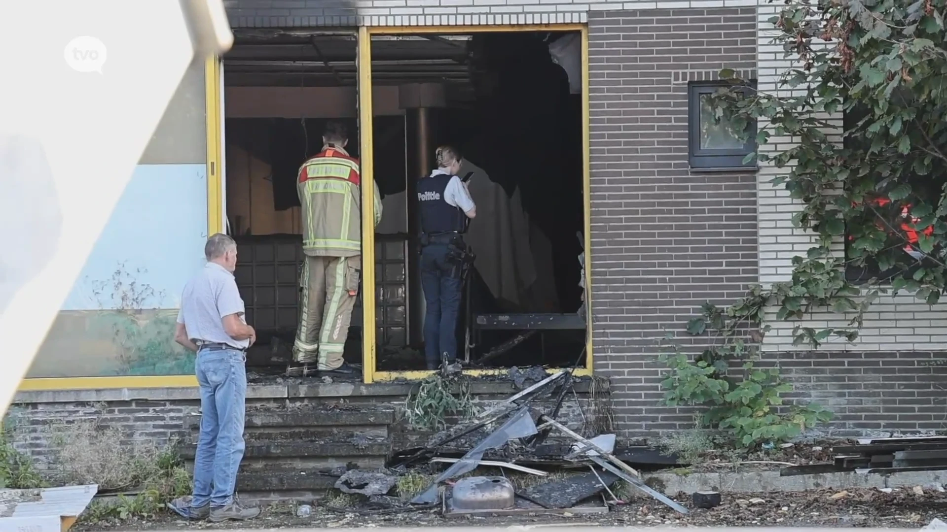 Brand in leegstaande loods in industriezone Erembodegem