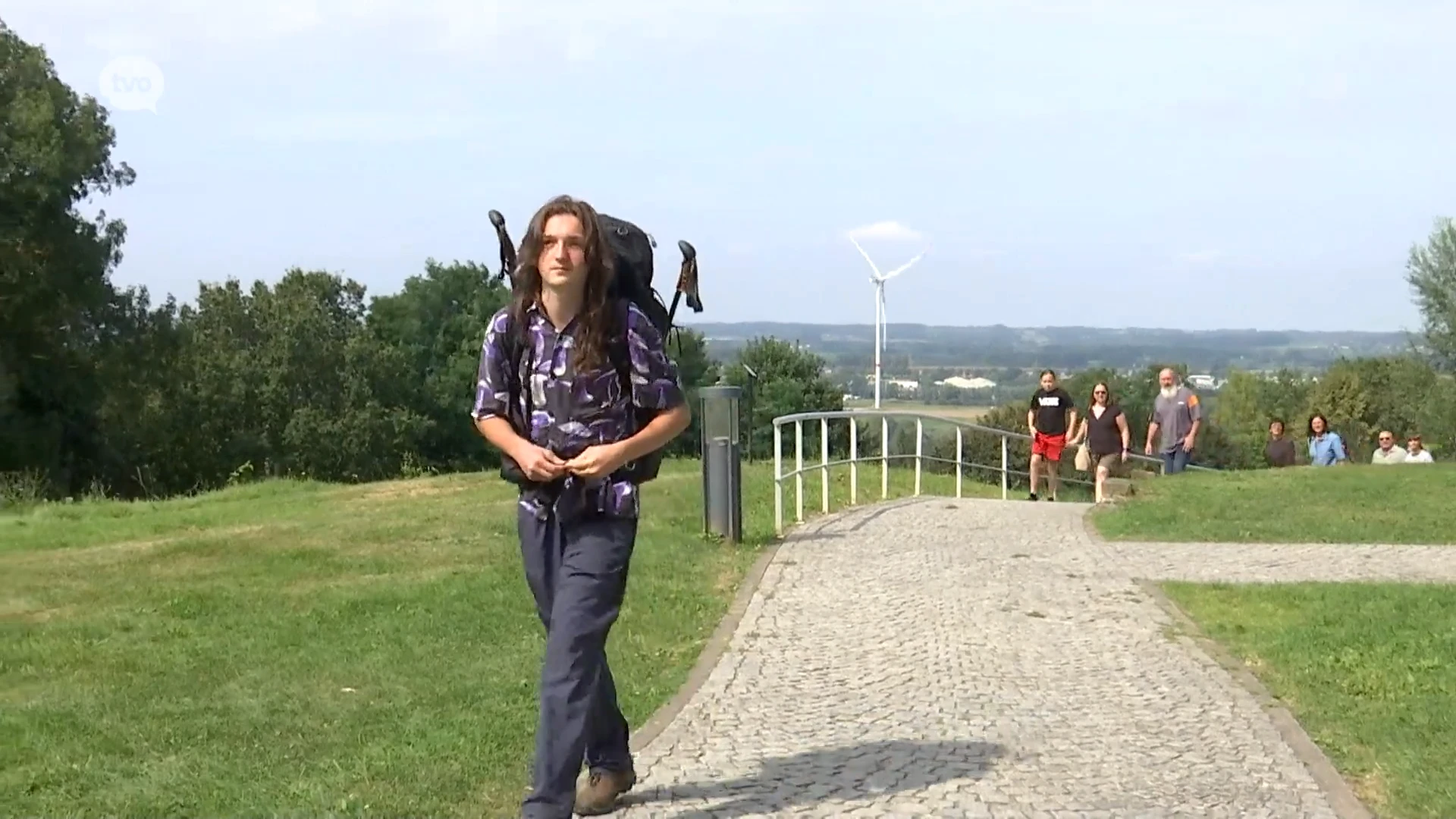 Leerlingen uit Geraardsbergen beginnen aan tocht naar Compostella: "Mezelf beter leren kennen"