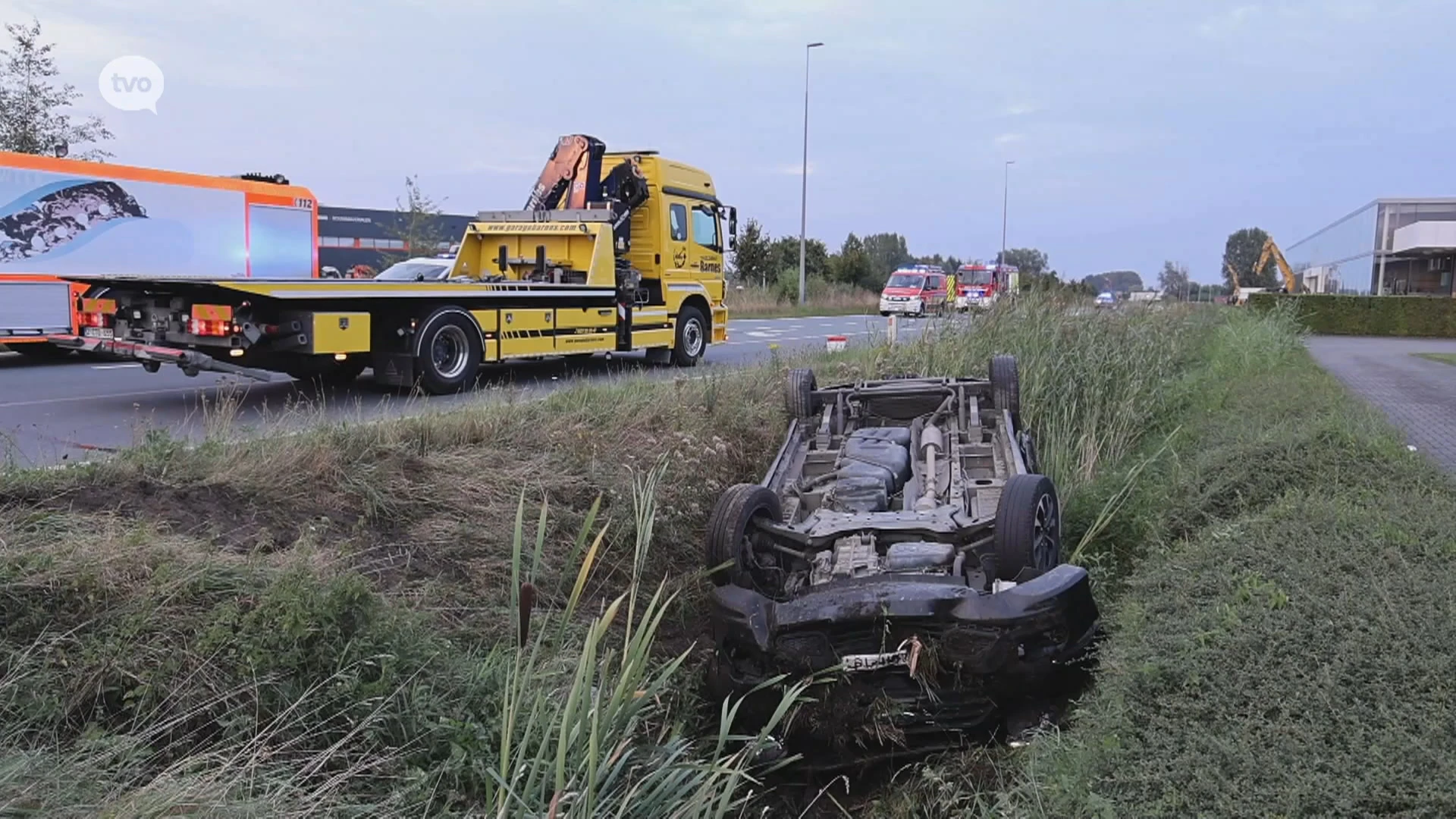 Gewonde bij ongeval in Hamme: bestelwagen gaat over de kop en belandt in gracht