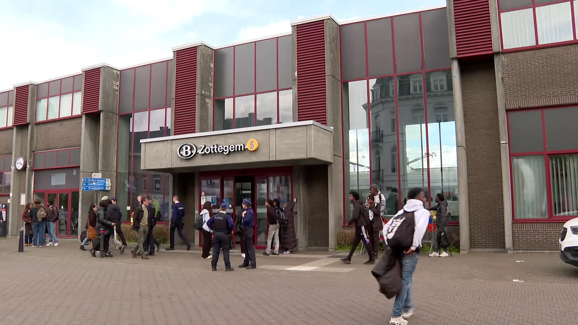 Zottegem voert opnieuw samenscholingsverbod in, na vechtpartij aan station