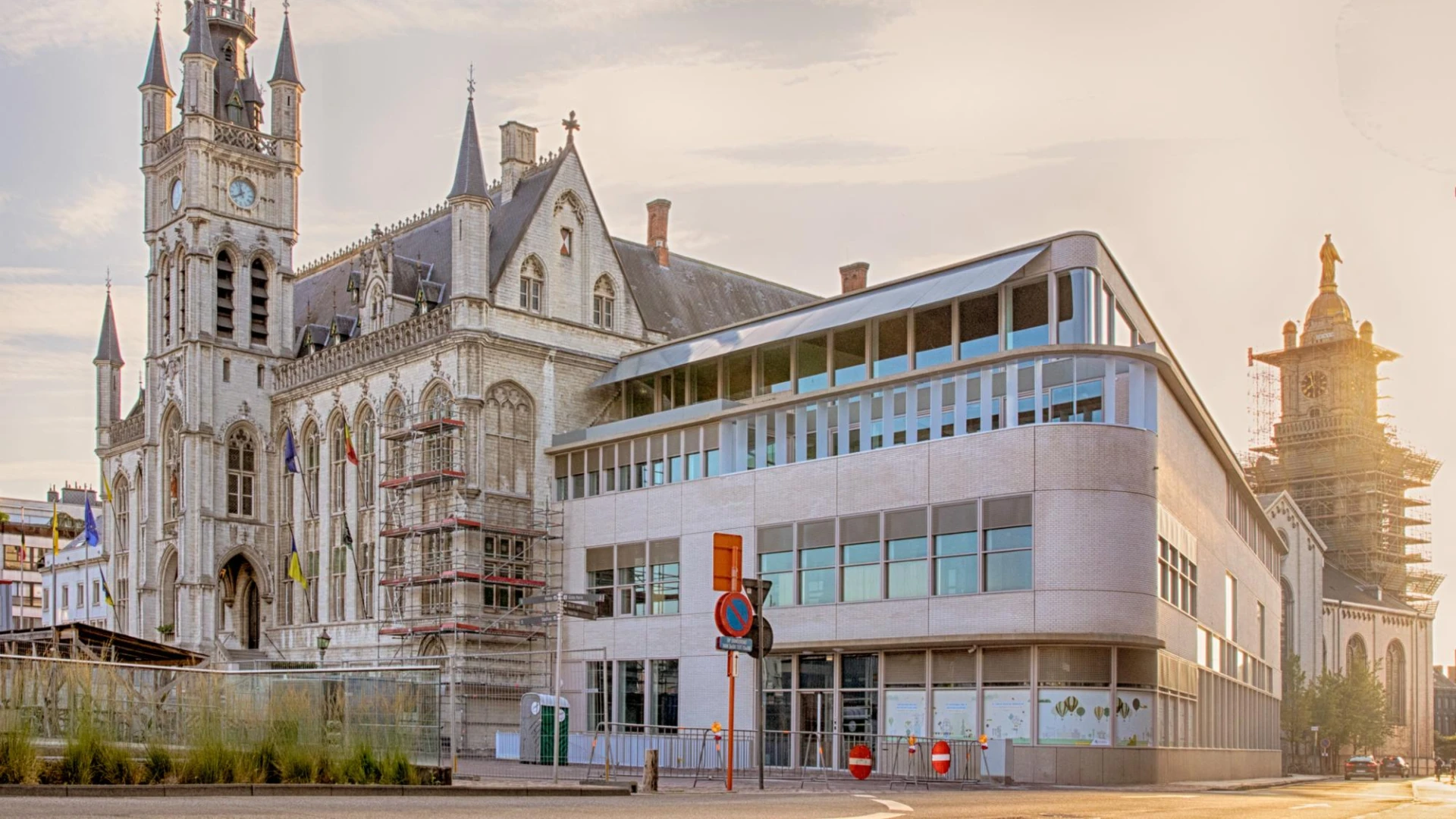 Volg hier de voorstelling van het nieuwe stadsbestuur in Sint-Niklaas