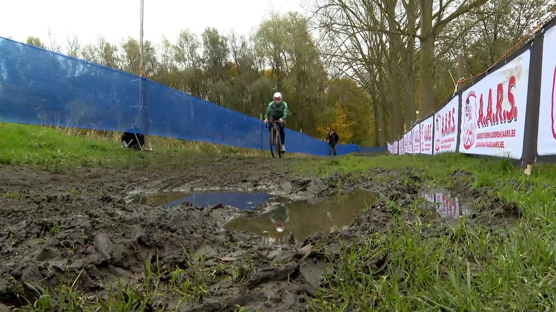 Flandriencross Hamme maakt zich op voor spektakel, nu zondag: "Met het echte crossweer, opnieuw regen en modder"