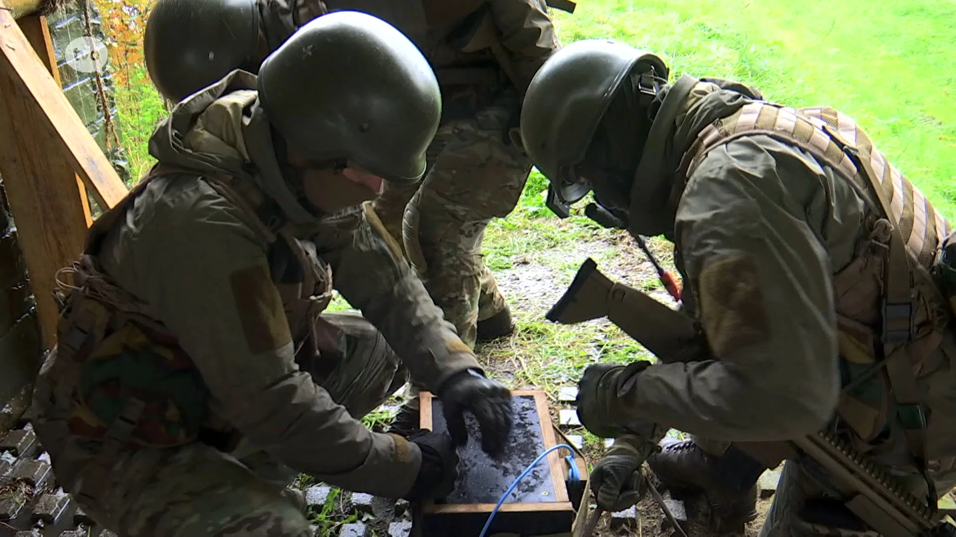 Militairen oefenen in Dendermonde om brug op te blazen: "Trainen om zo goed mogelijk voorbereid te zijn"