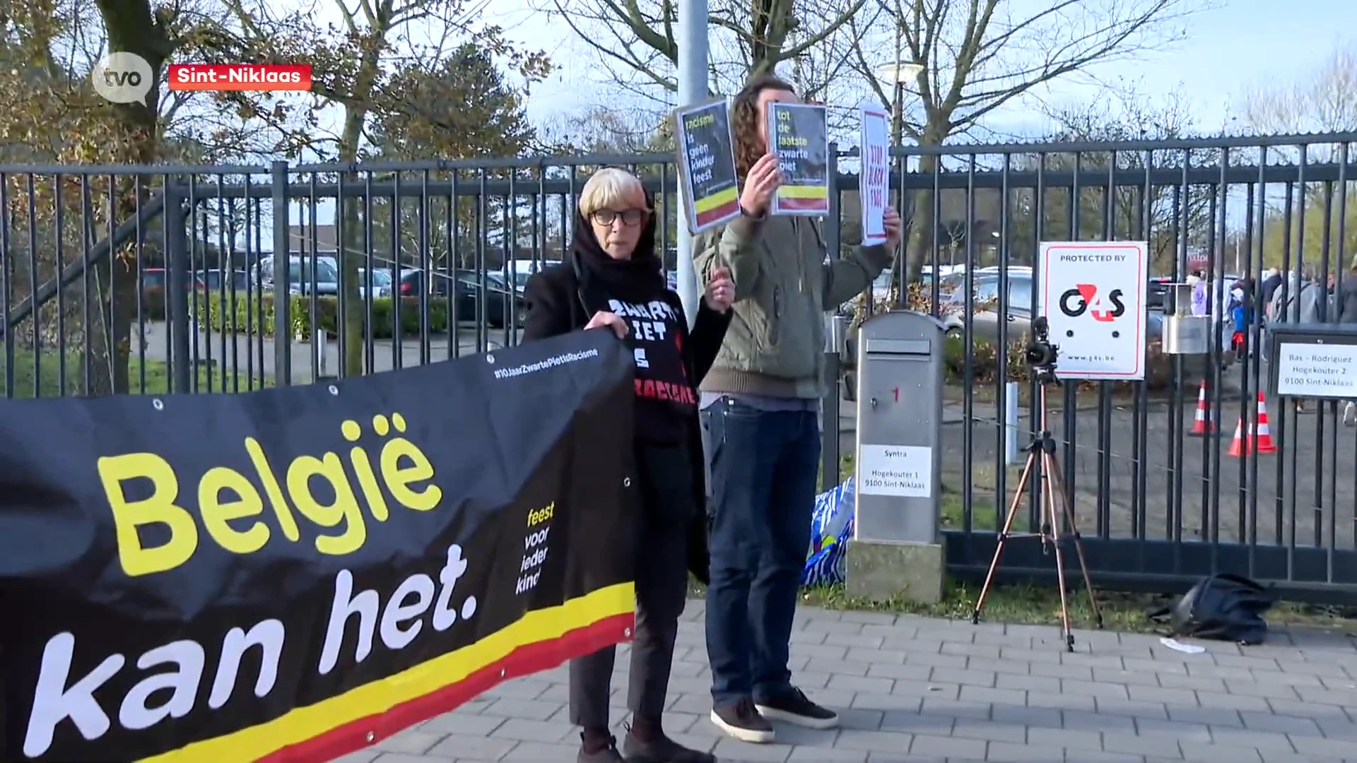 Actiegroep 'België Kan Het' protesteert tegen zwarte piet aan circustent Sint in de Piste, organisatie pareert: "Wij krijgen nooit klachten"