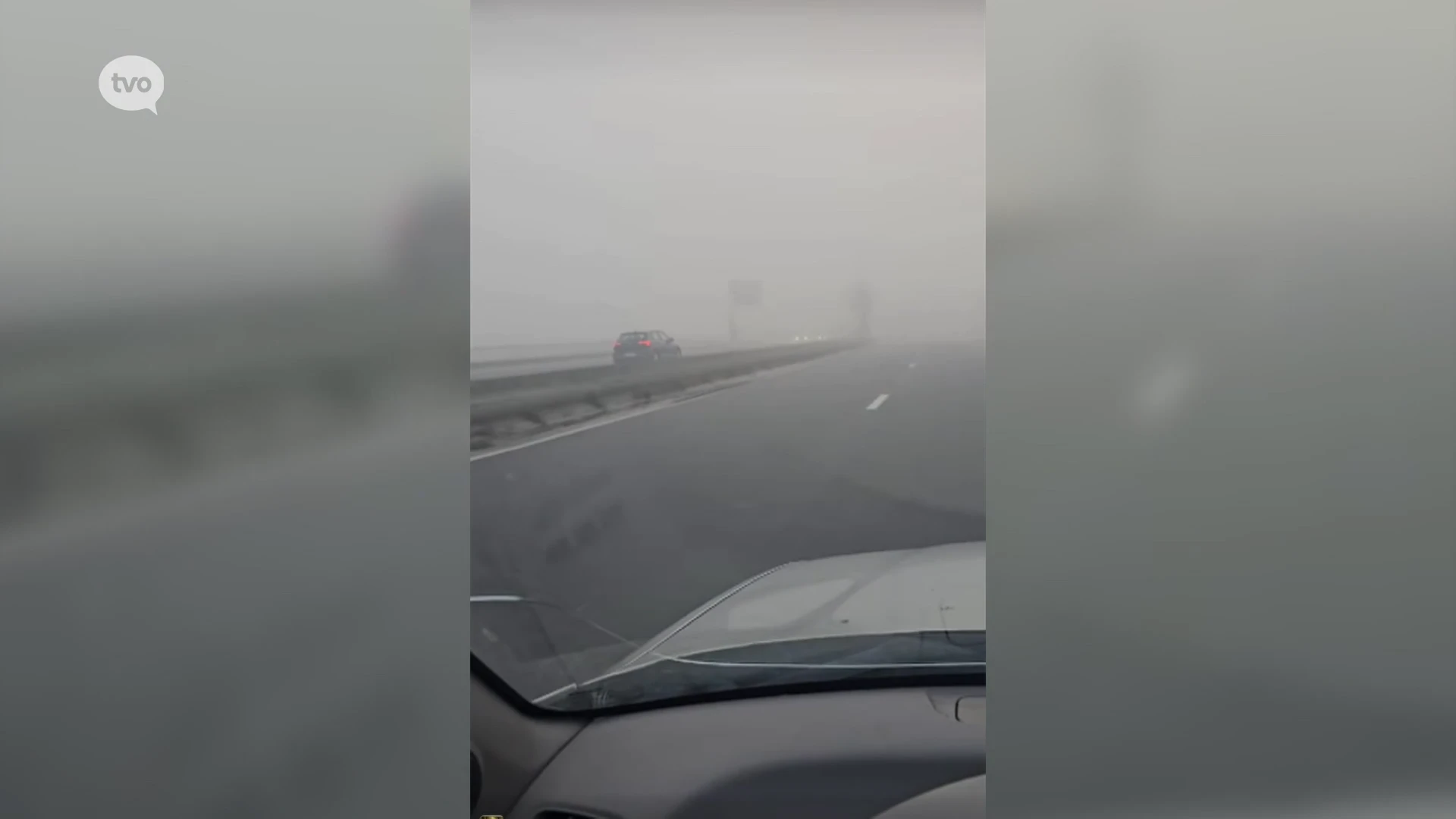 Spookrijder rijdt meer dan 2 kilometer in dichte mist op N16 in verkeerde richting