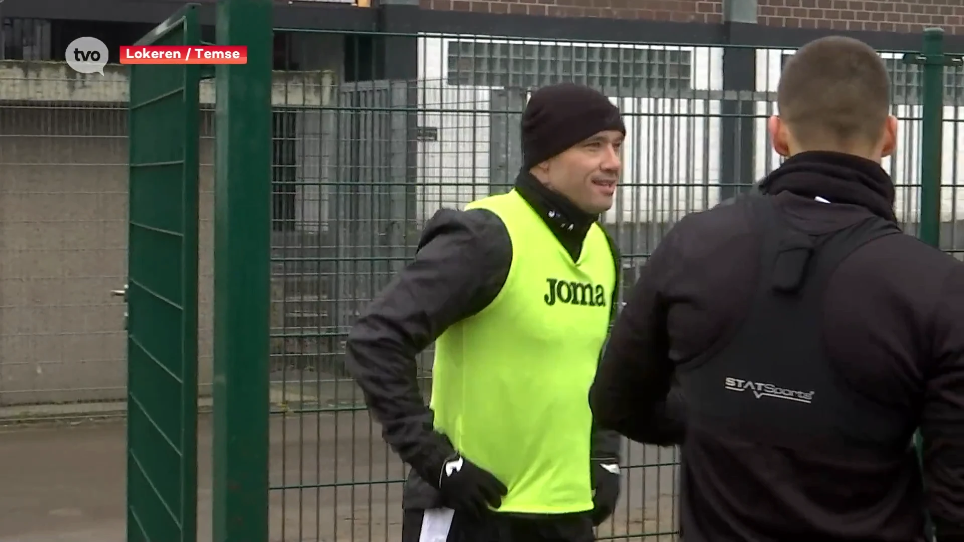 Radja Nainggolan op eerste training: "Terug schoentjes aantrekken, doet deugd"