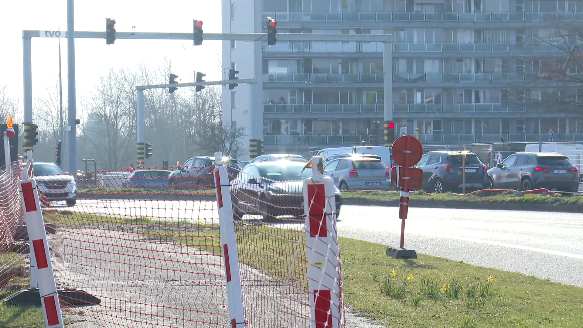 Asfalteringswerken aan Mechelse Poort én werken aan station: "Probeer morgen te voet, met de fiets of het openbaar vervoer naar Dendermonde te komen"