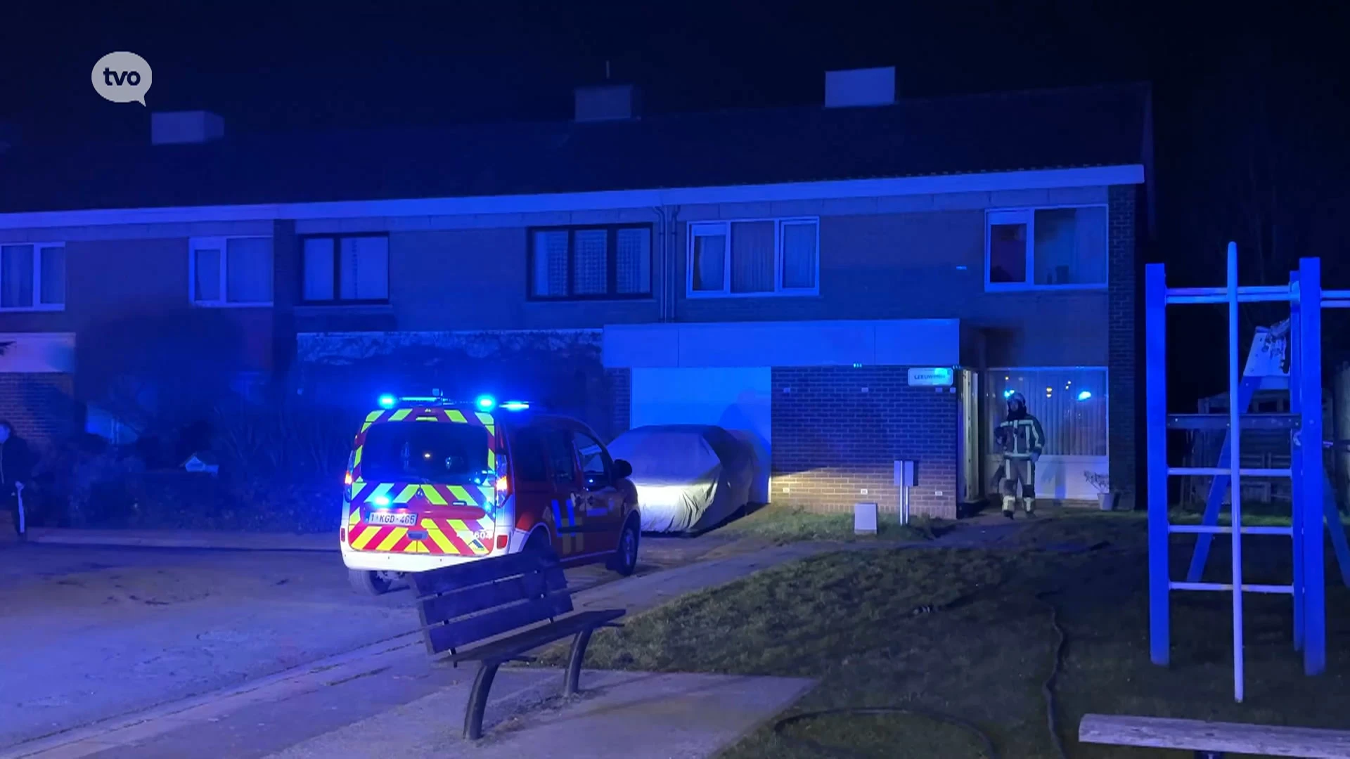 Vier mensen met rookintoxicatie naar het ziekenhuis bij woningbrand in Outer