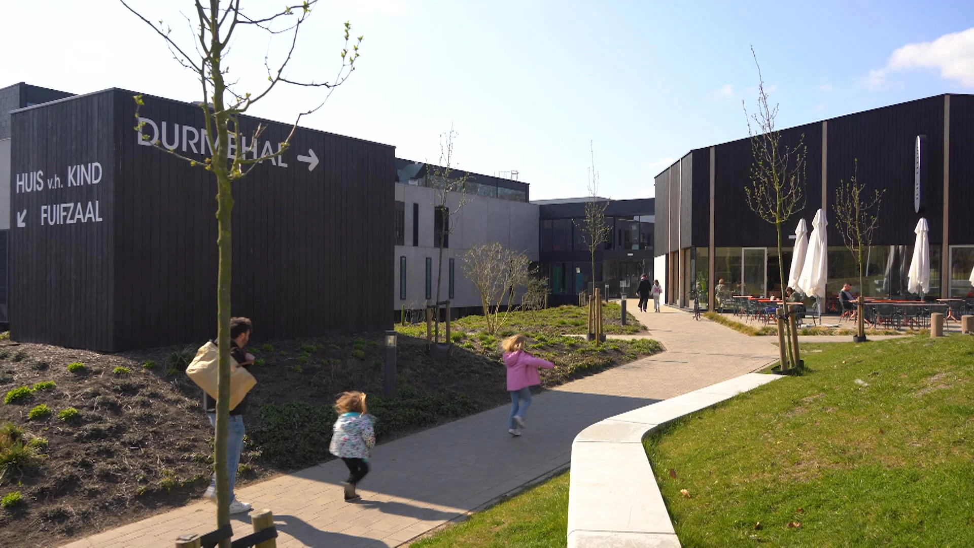 Hoofdafbeelding voor artikel Lokeren TV: 1 jaar zwembad…