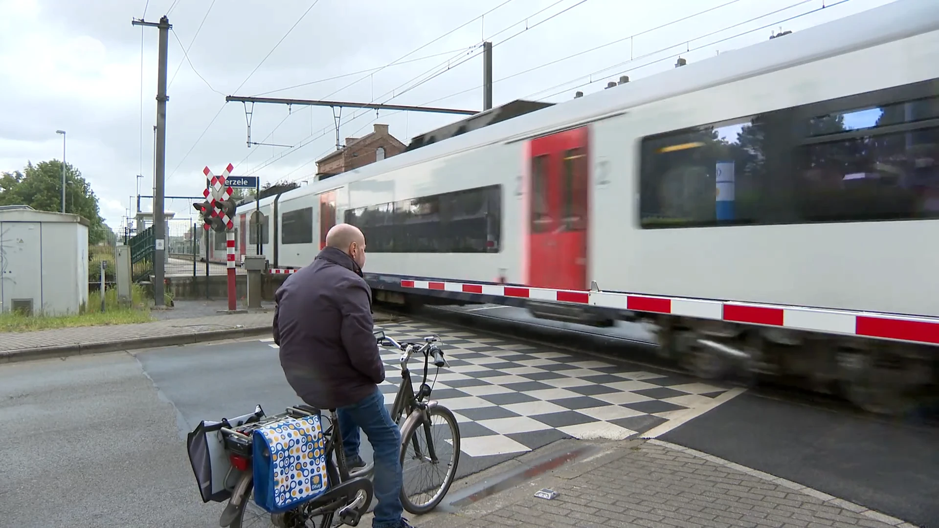 Herzele gaat plannen opstarten voor brug over spoorweg aan oude trambedding