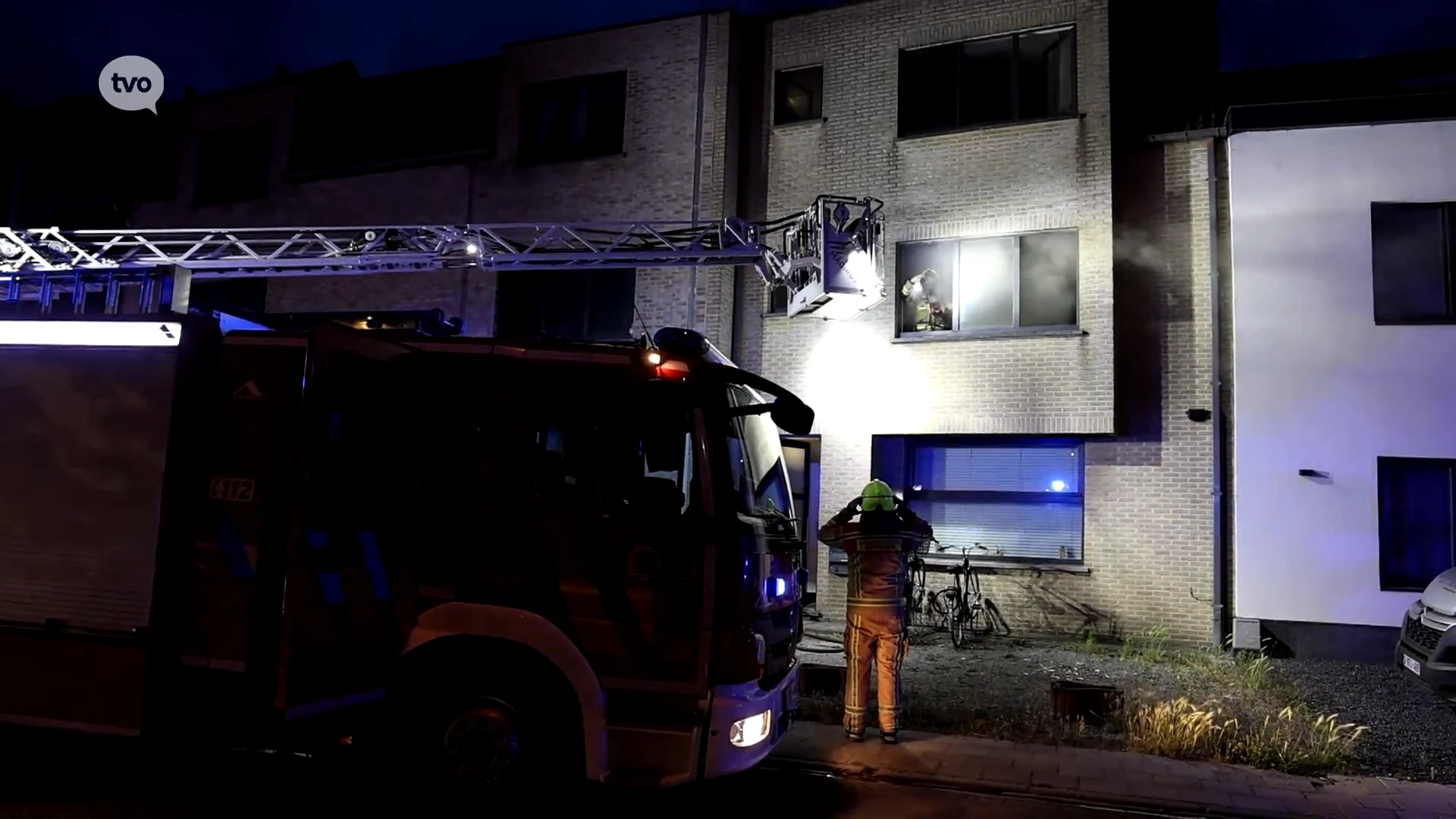 Appartement in Appels onbewoonbaar na brand, bewoner naar ziekenhuis