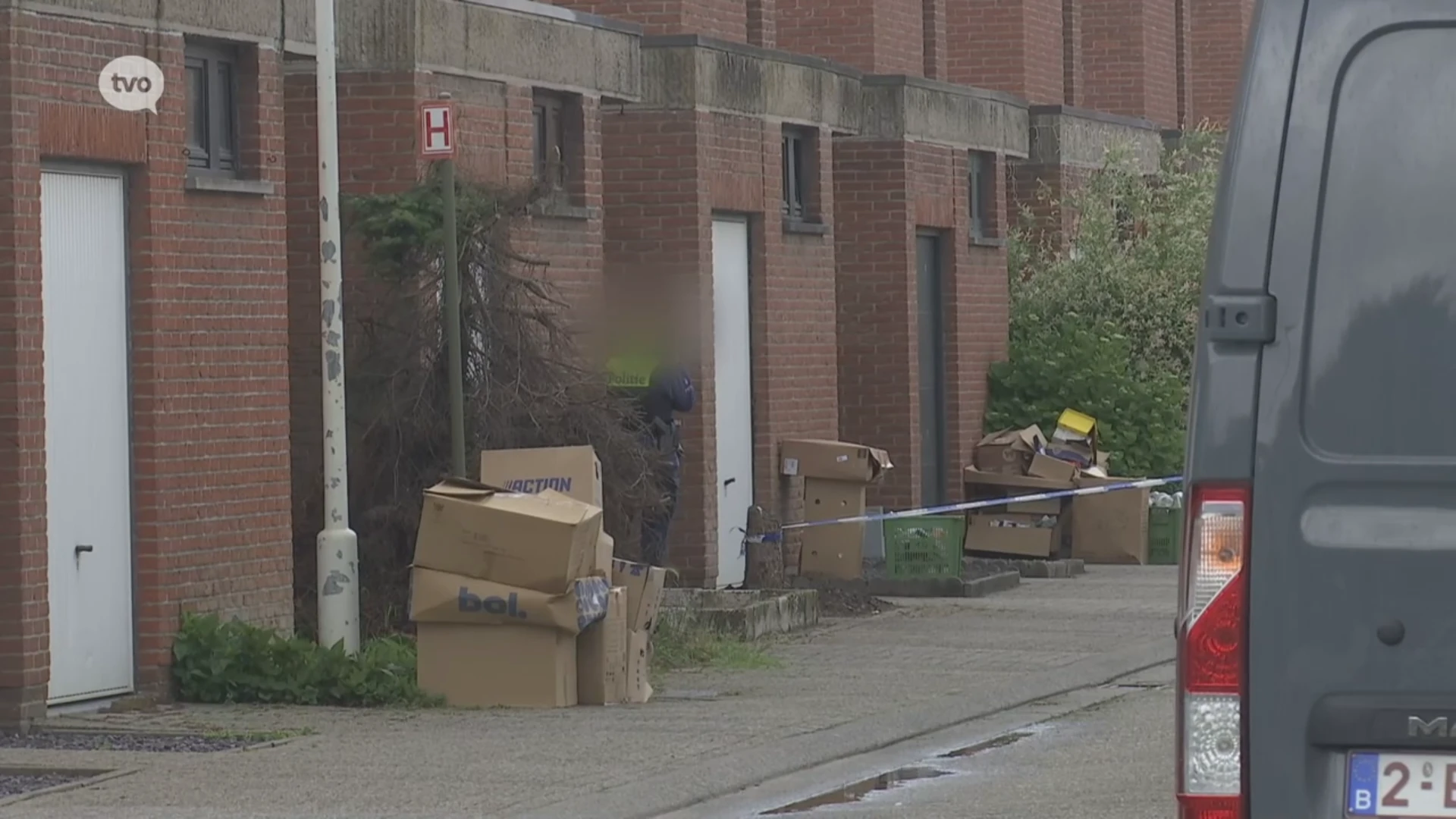 Man van 26 beschoten op klaarlichte dag voor zijn huis in Burcht: "Daders zijn nog niet gevat"