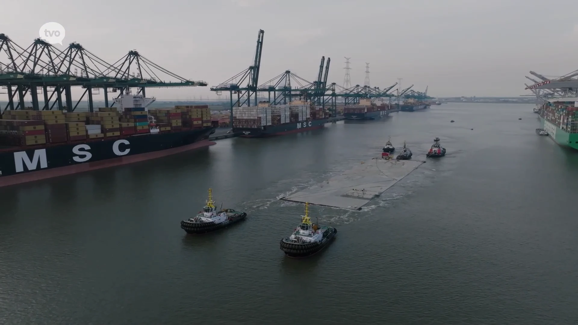 Eerste tunneldeel Scheldetunnel succesvol aangekomen in Waaslandhaven