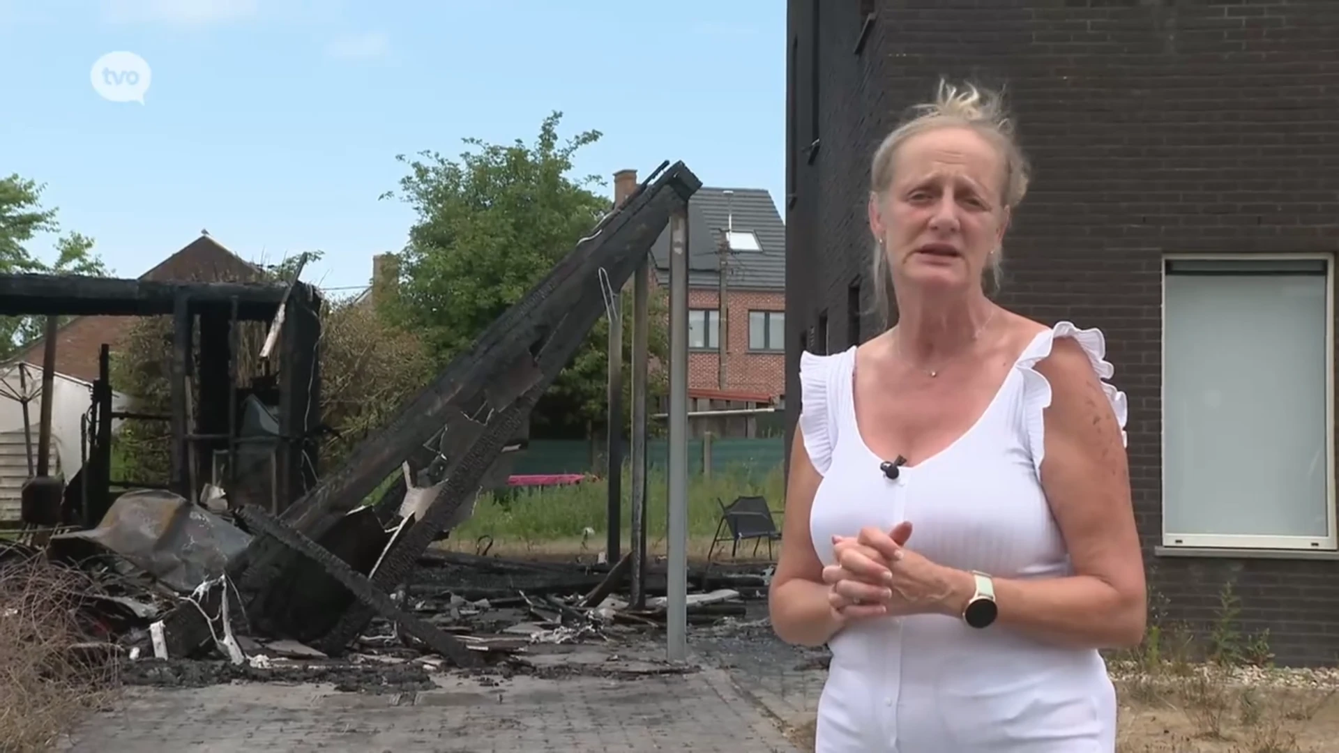 Buurvrouw Chantal redt meisje (7) uit woningbrand in Uitbergen: "Twee seconden later, en ik was te laat"