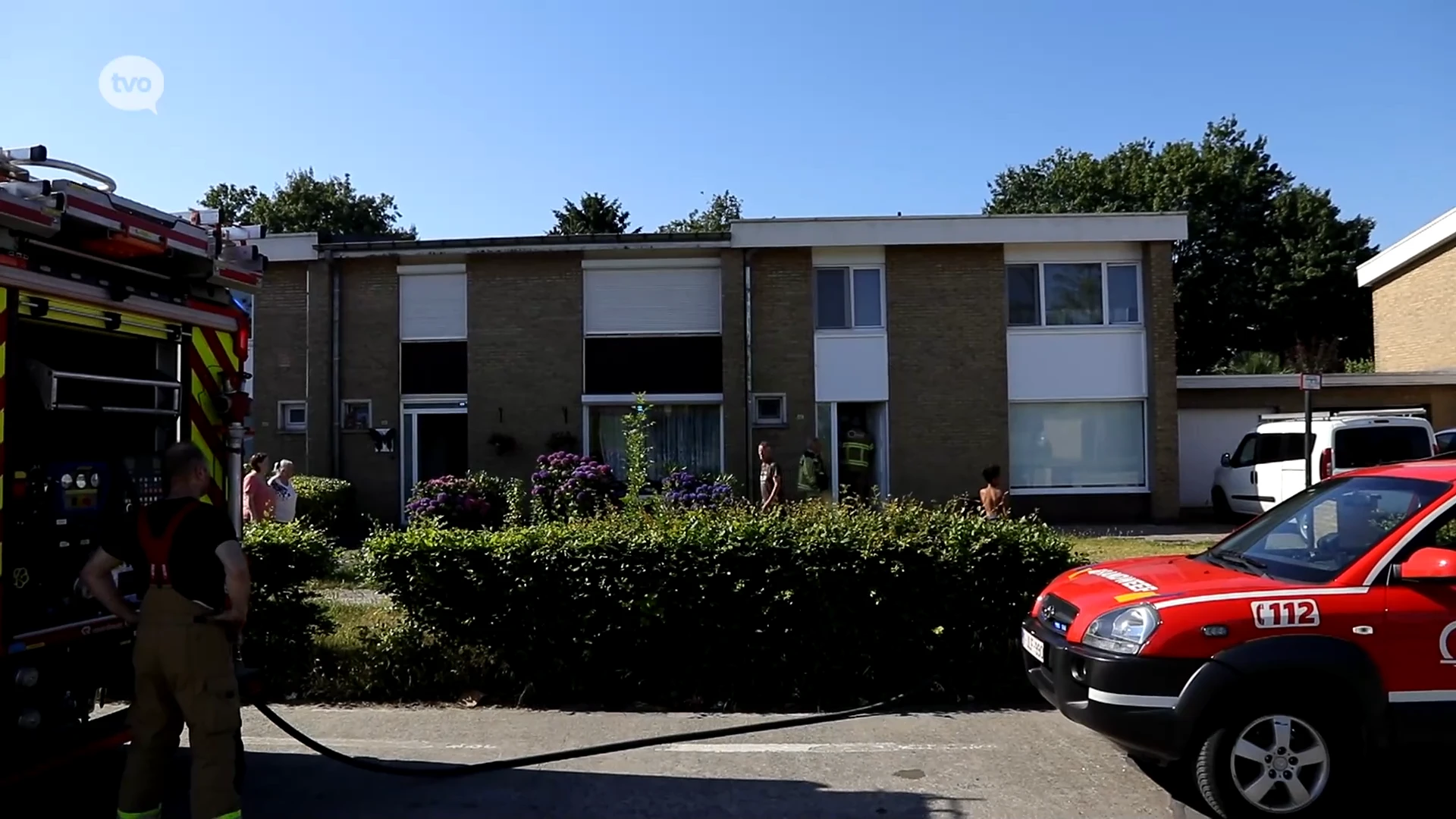 Grootvader en kleinzoon bevangen door rook nadat powerbank in wasmand vuur vat in Hamme
