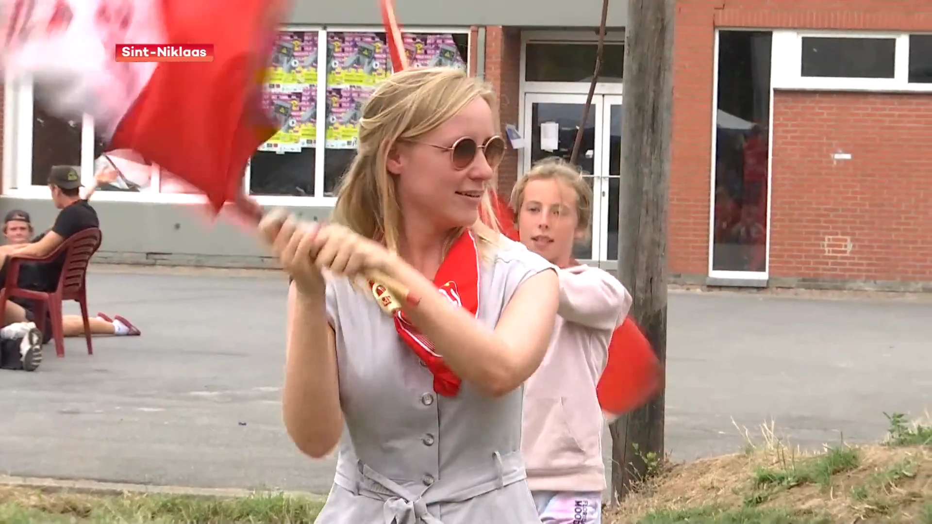 KLJ Zoersel krijgt bezoek van Vlaams minister Melissa Depraetere op kamp in Sint-Niklaas: "Pure nostalgie, op kamp zoals vroeger"
