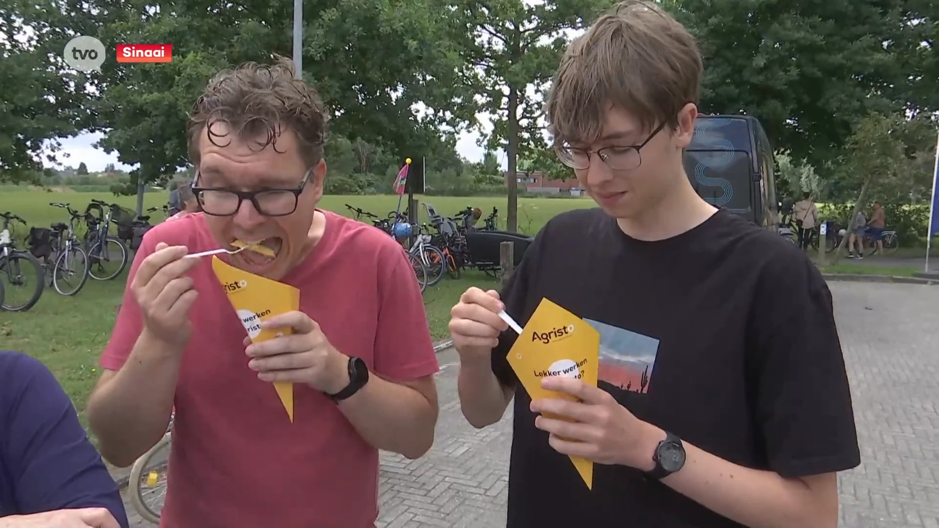 Sinaai smult van 195 kilogram frietjes op nationale feestdag dankzij Dorien: "Brengt hele dorp samen"