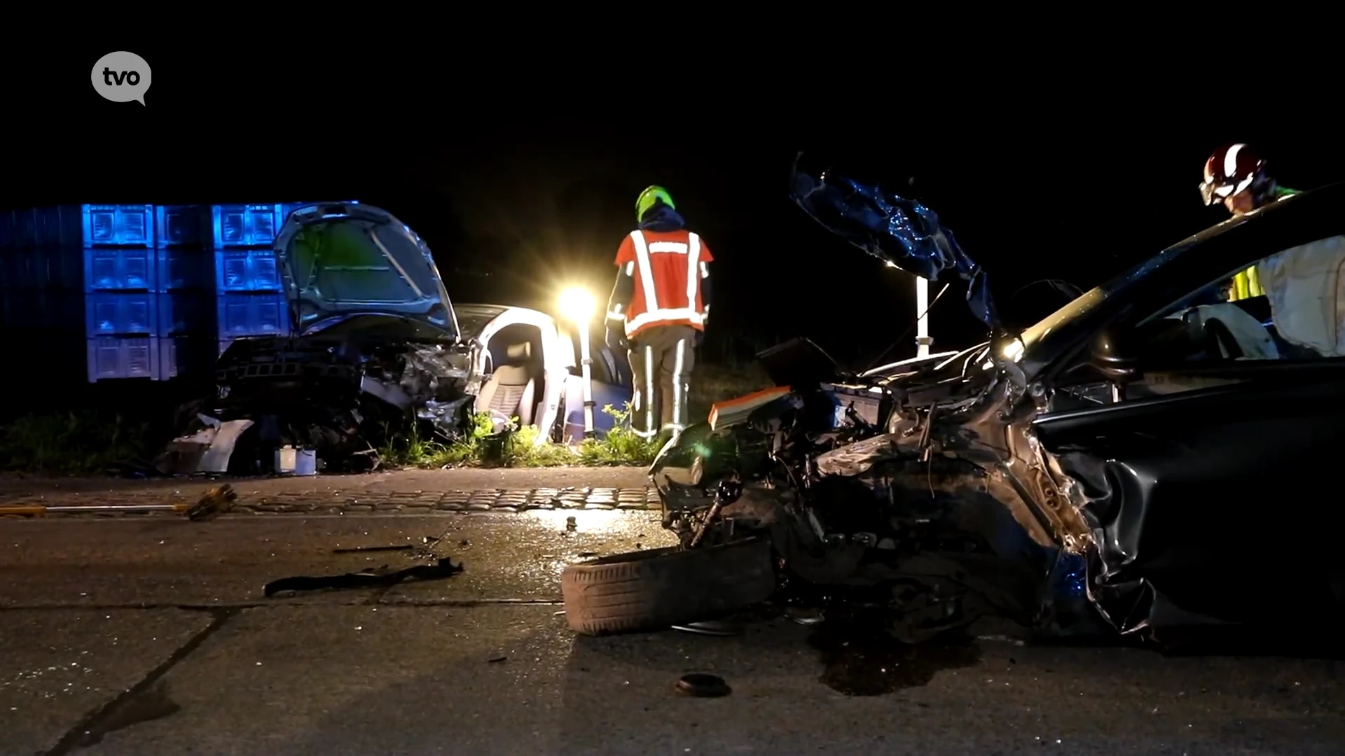 Vier zwaargewonden na frontale botsing op Provinciale Baan in Vrasene