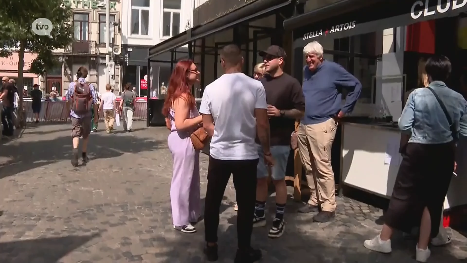 De eerste wielerfans zijn al op post in Aalst: "Dit is het zomerse Aalst Carnaval"