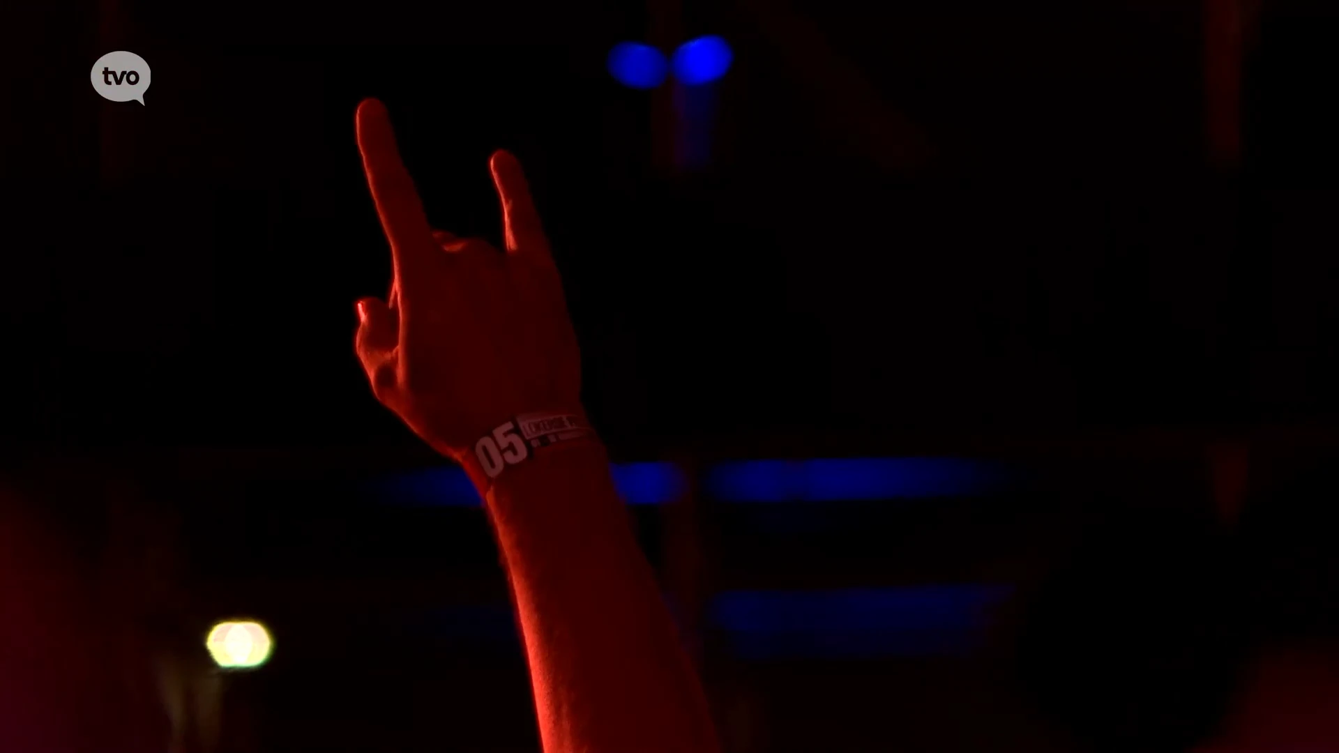 Hoe je krijg je een metalpubliek precies aan het dansen?
