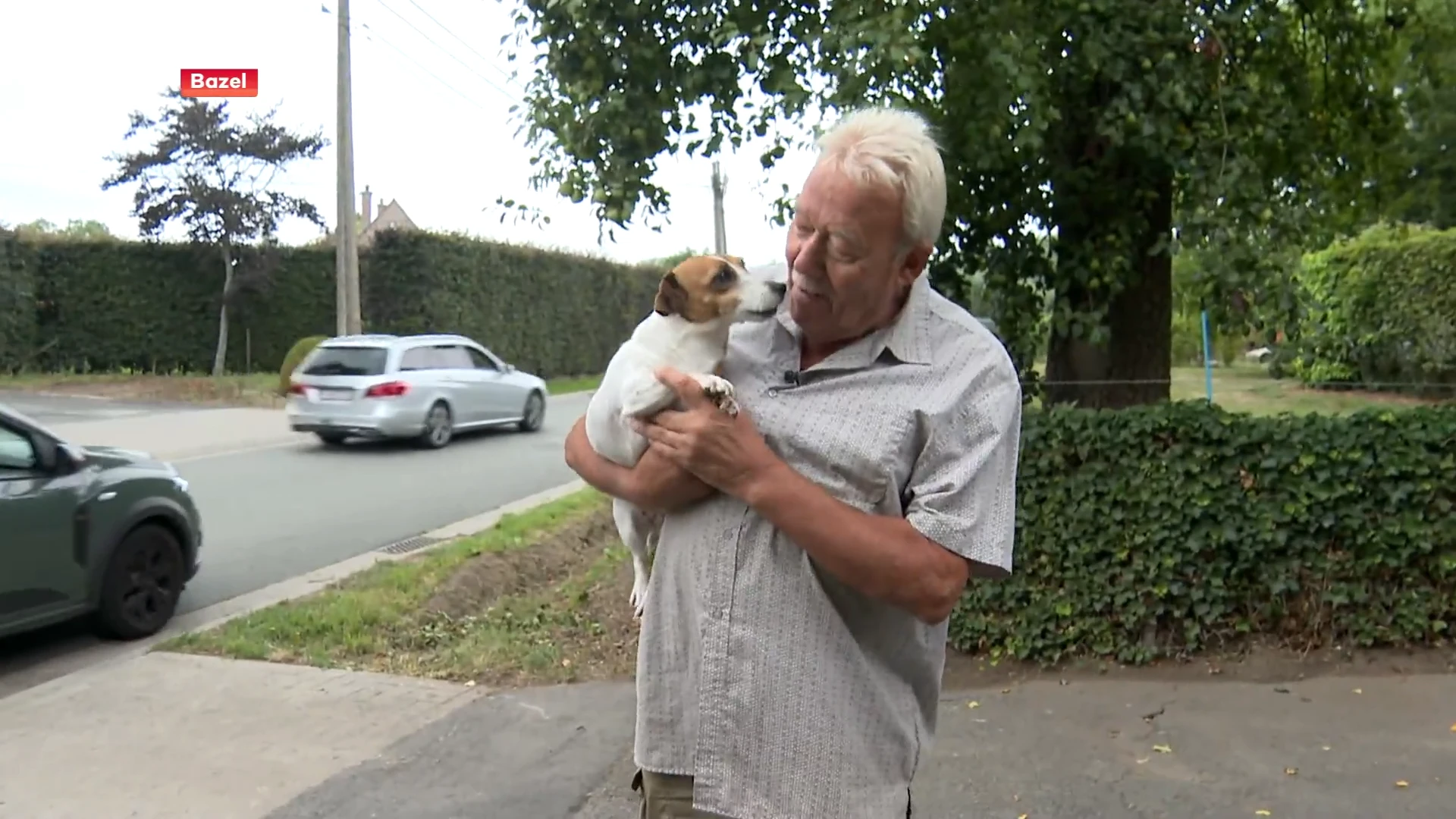 Jack Russel Skippy gestolen bij Jan in Bazel, maar tijdens interview duikt hij plots op