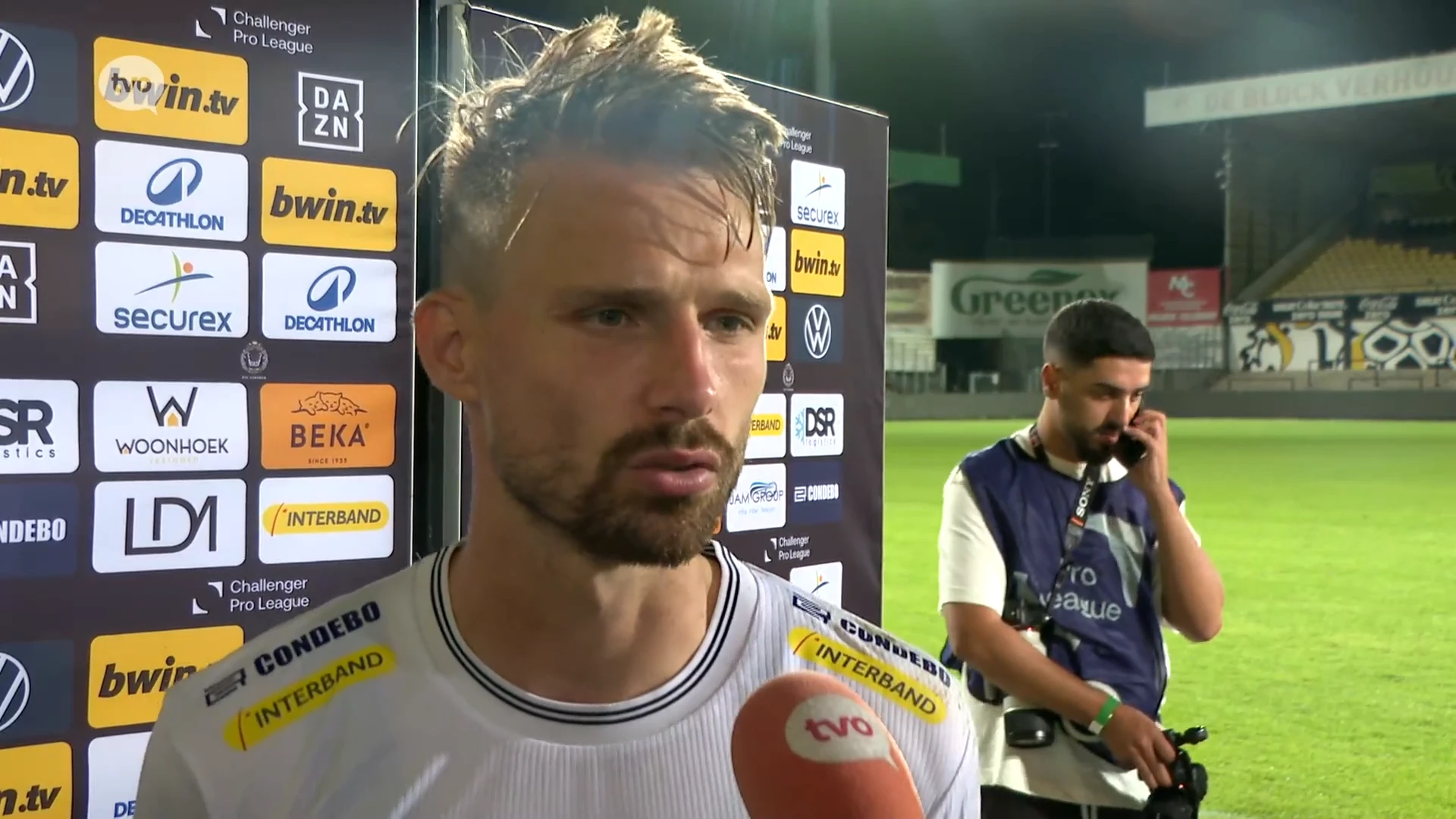 Jonas Vinck en trainer Stijn Vreven blikken terug op verlies van RWDM: "Ze waren efficiënter, volgende week moeten we drie punten pakken"