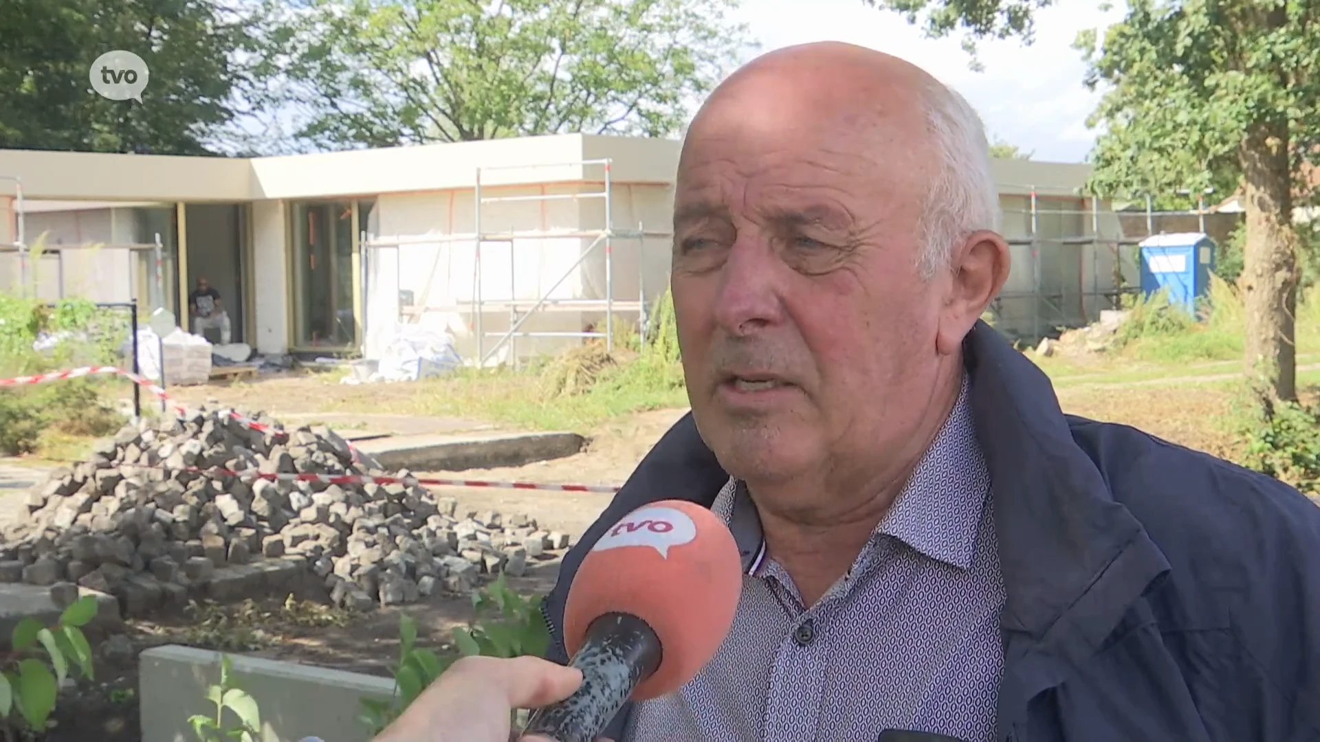 Buren protesteren bij polderbestuur rond afbraak en heraanleg van brugje in Moerbeke