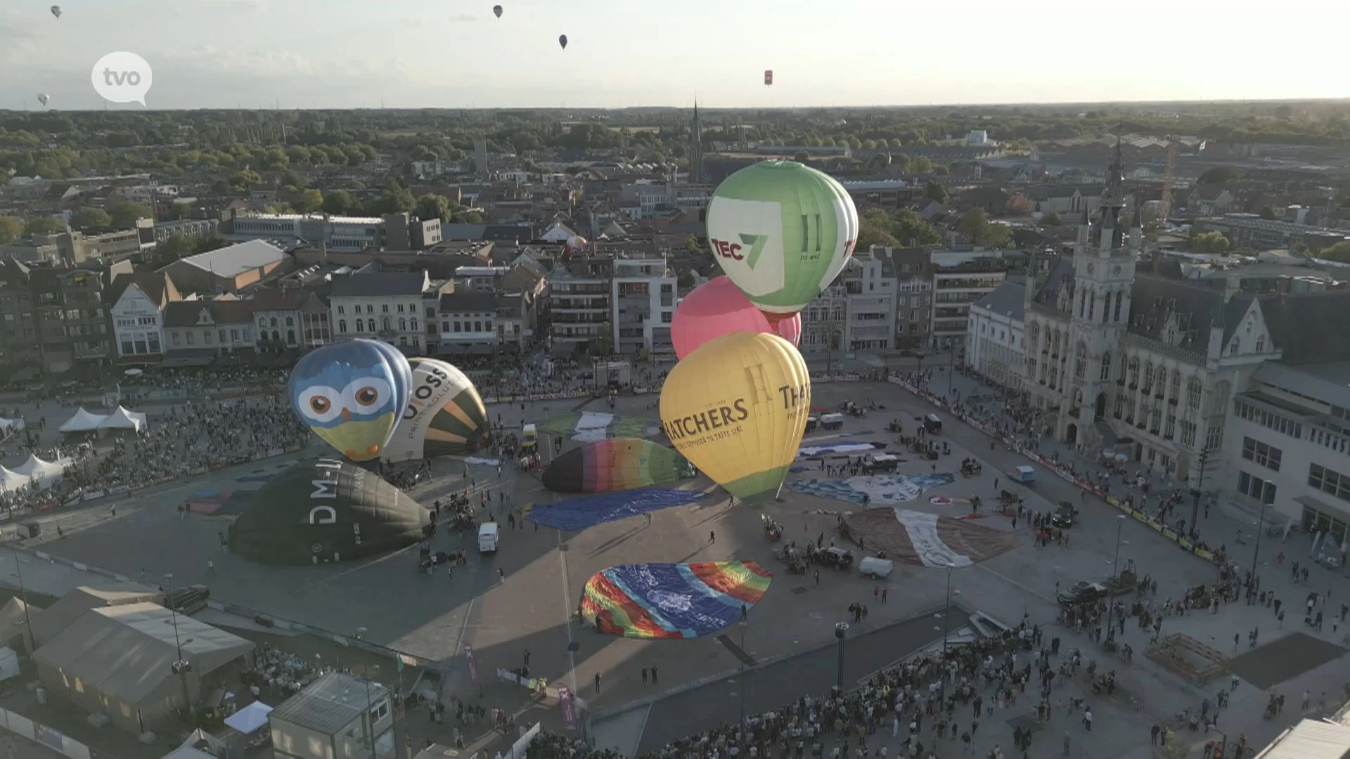 KIJK: Na succesvolle avondvluchten ook zaterdagmorgen ballonnen boven Sint-Niklaas