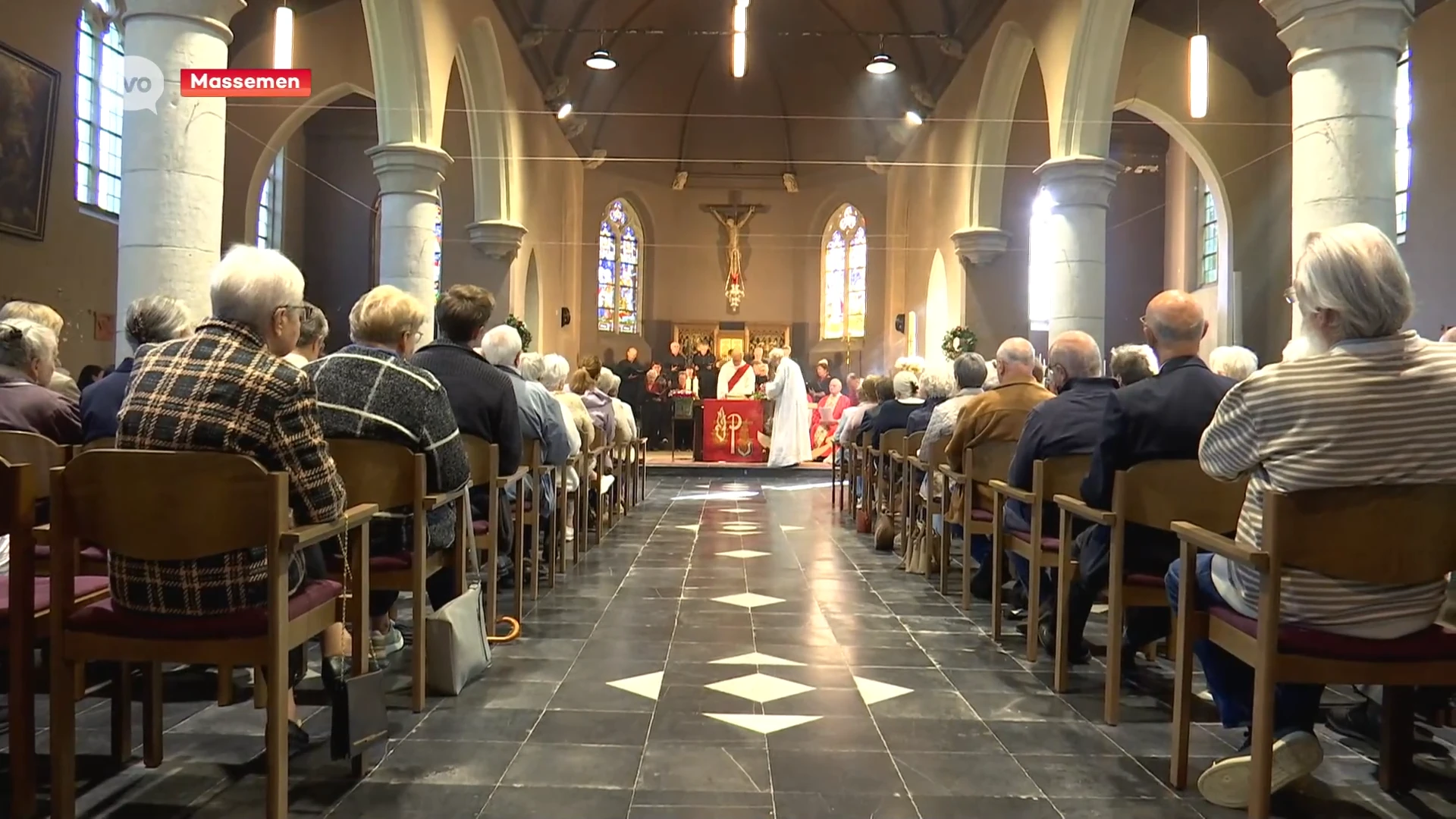 Allerlaatste zondagsmis in Massemse Sint-Martinuskerk: "Enkel nog uitvaarten en huwelijken"