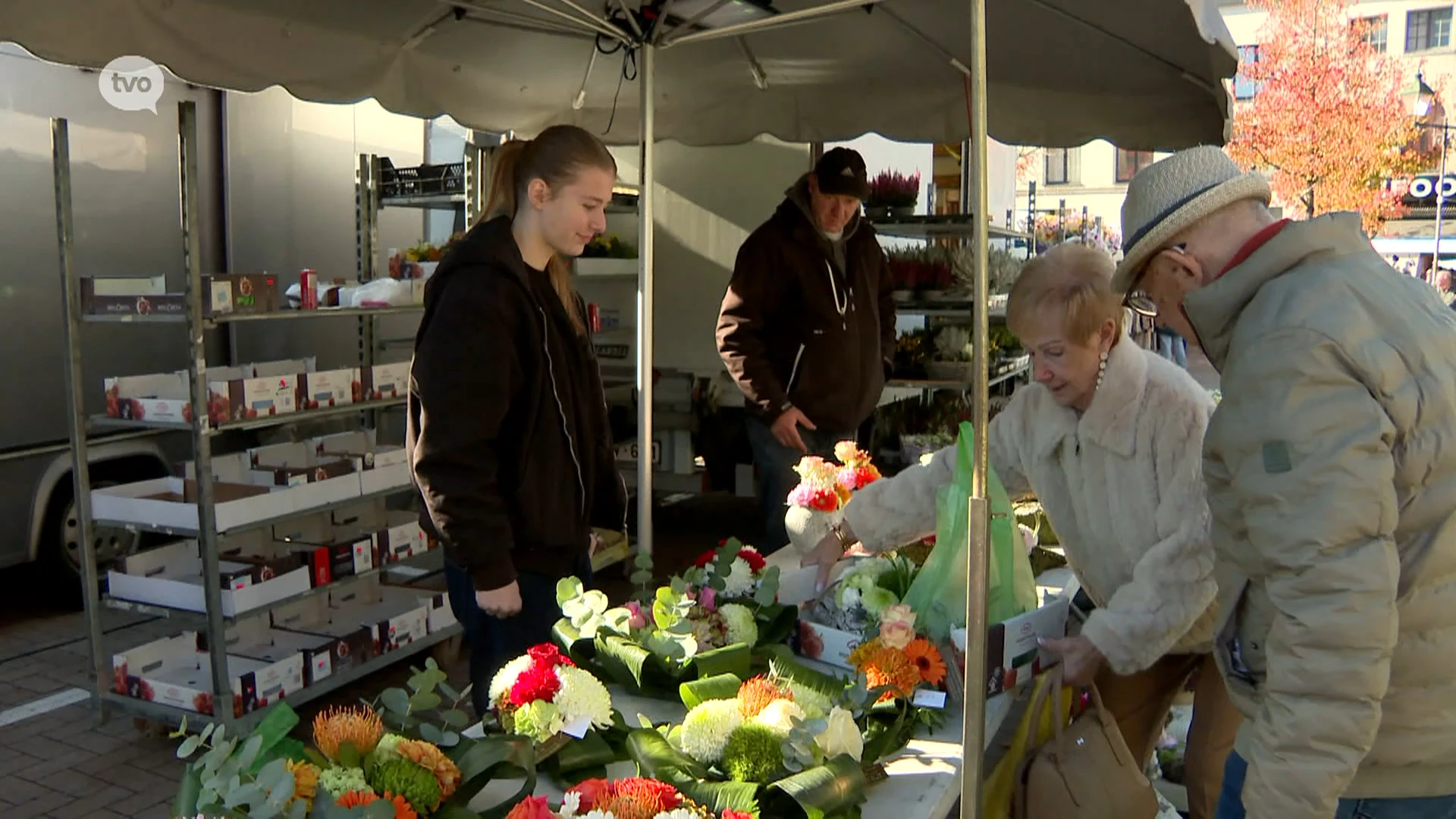 Hoofdafbeelding voor artikel Steeds meer bloemstukken tussen…