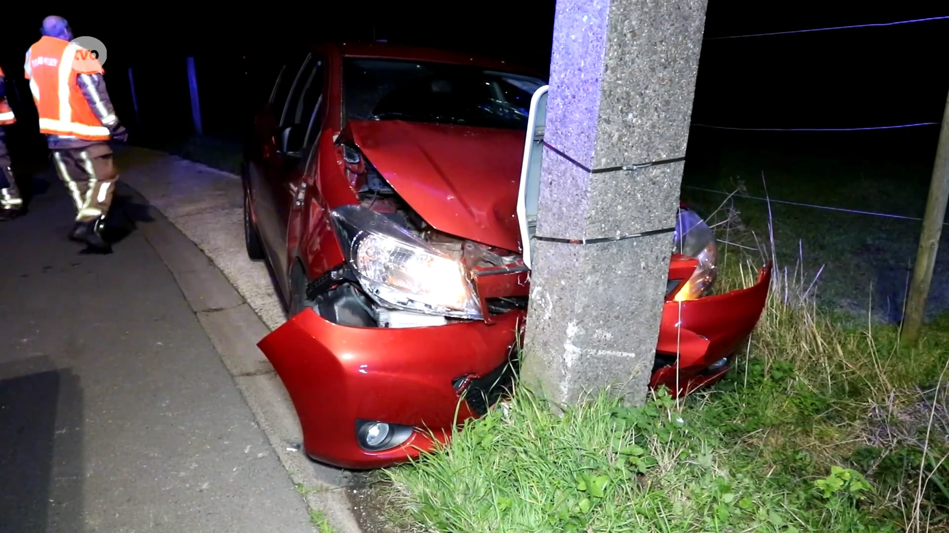 Hoofdafbeelding voor artikel Bestuurster gewond na frontale…