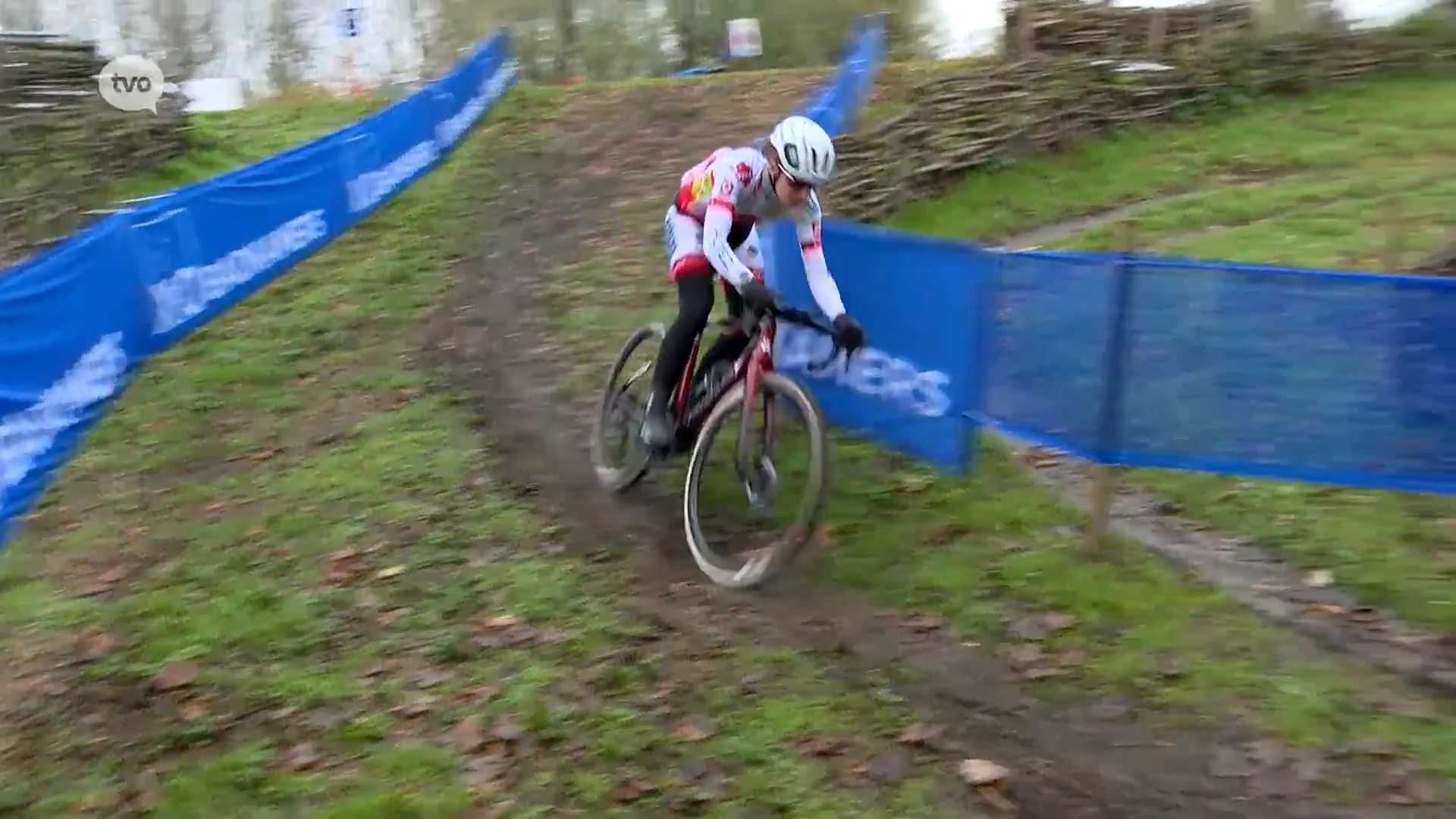 Hoofdafbeelding voor artikel Laatste verkenning voor veldrijdster…