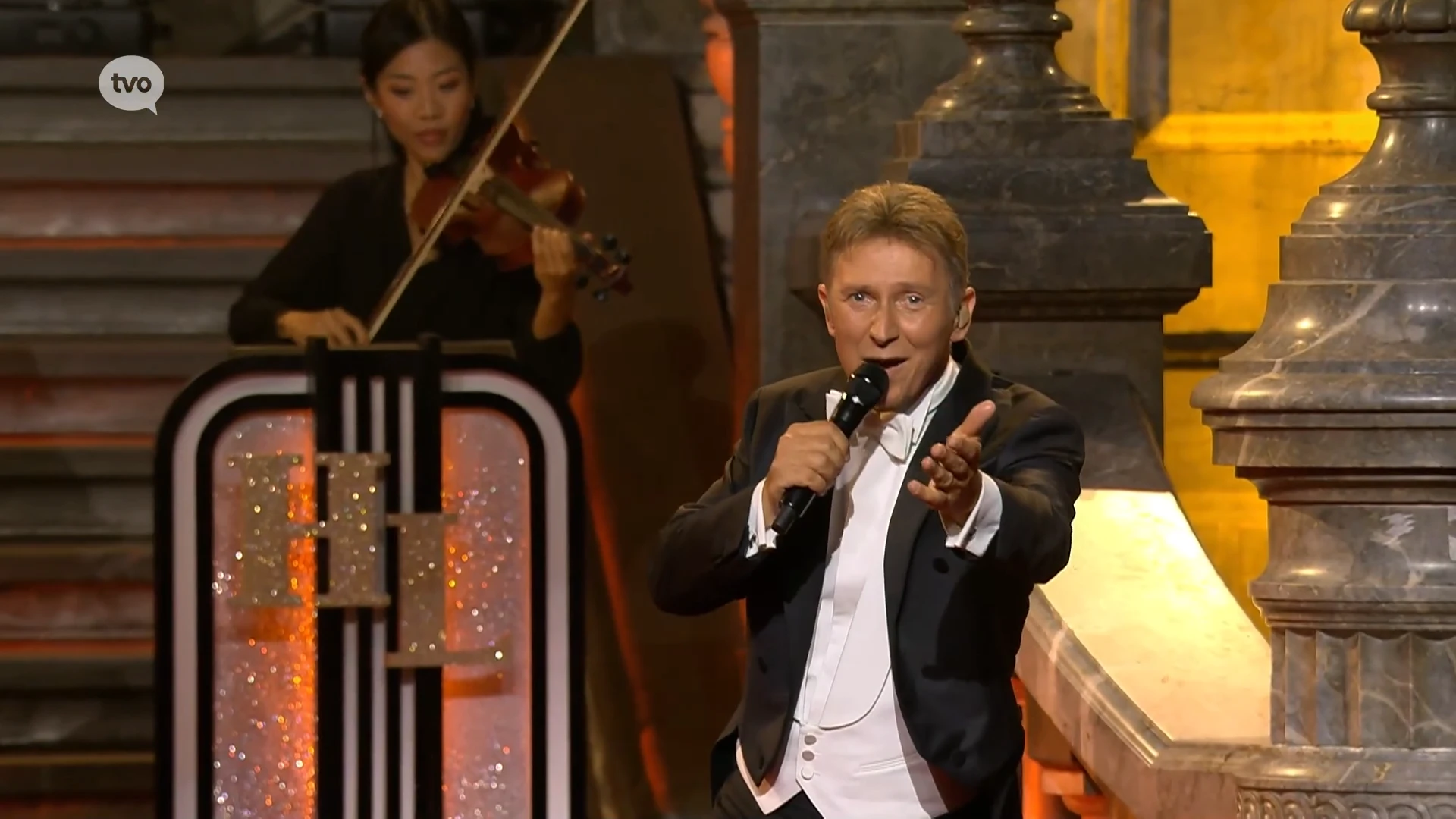 Hoofdafbeelding voor artikel Helmut Lotti signeert zijn…