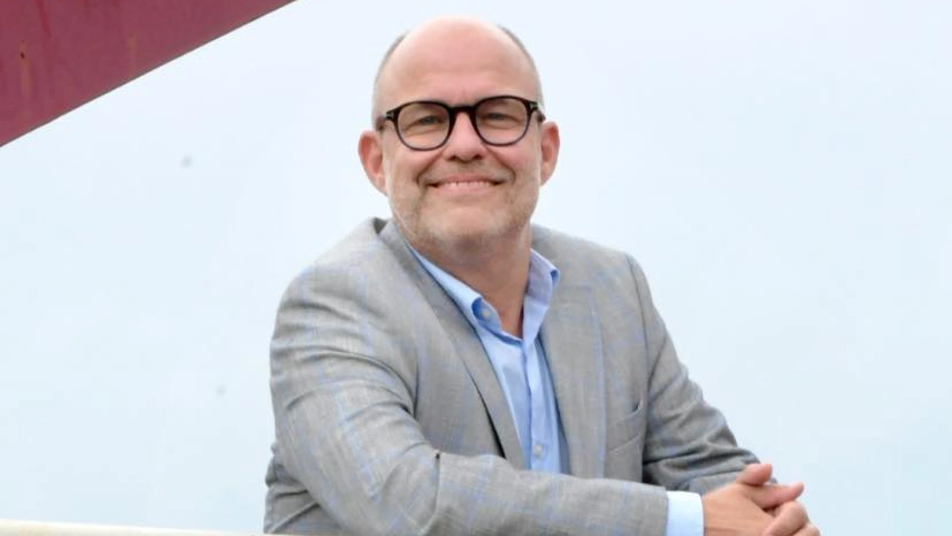 Hoofdafbeelding voor artikel Burgemeester Denderleeuw laat…