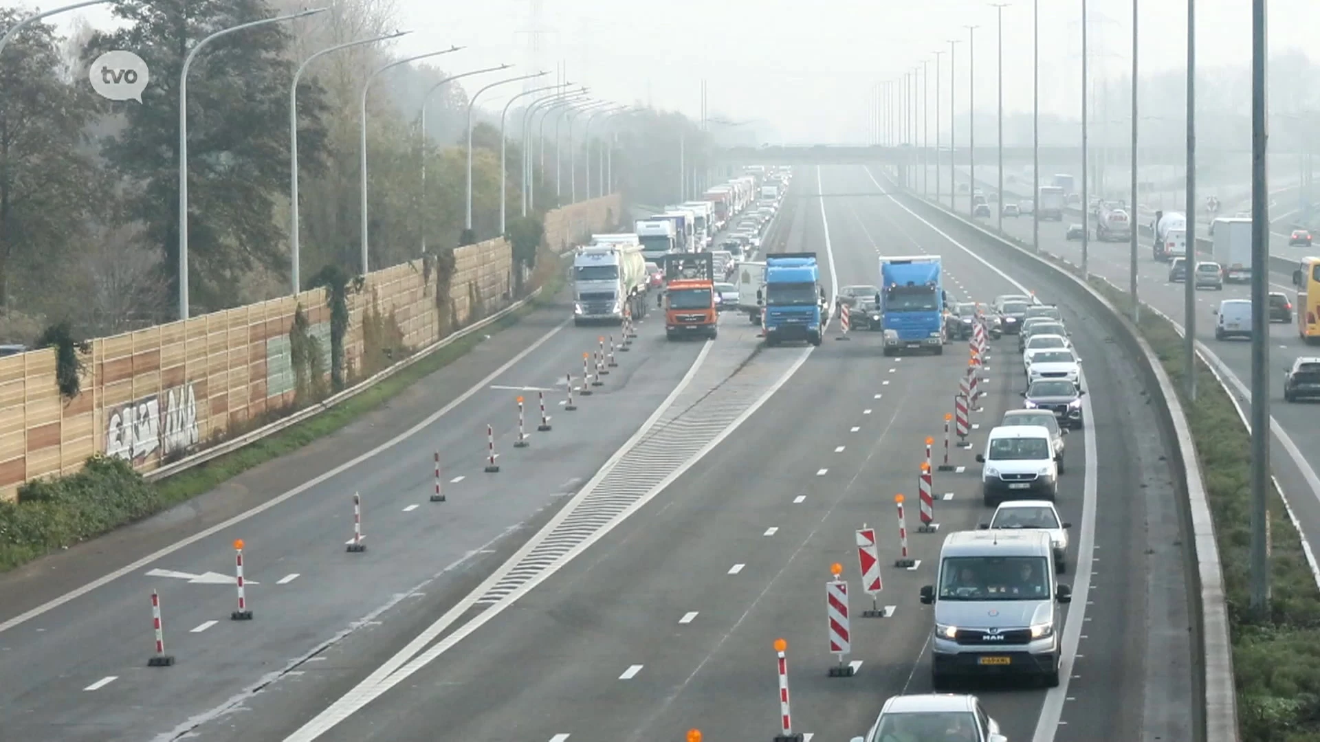 Hoofdafbeelding voor artikel Tot een uur lang aanschuiven…