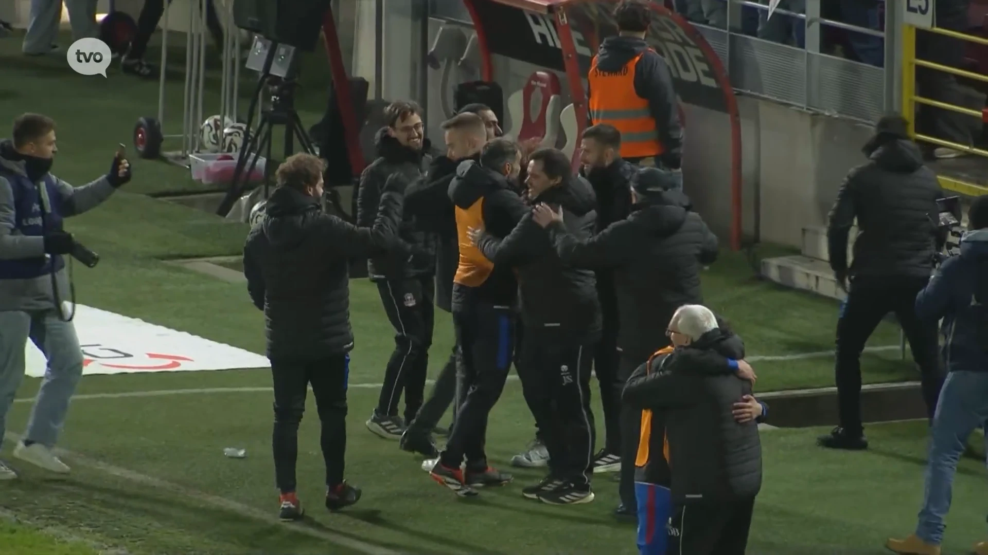 Hoofdafbeelding voor artikel FCV Dender na afloop van 1-2…