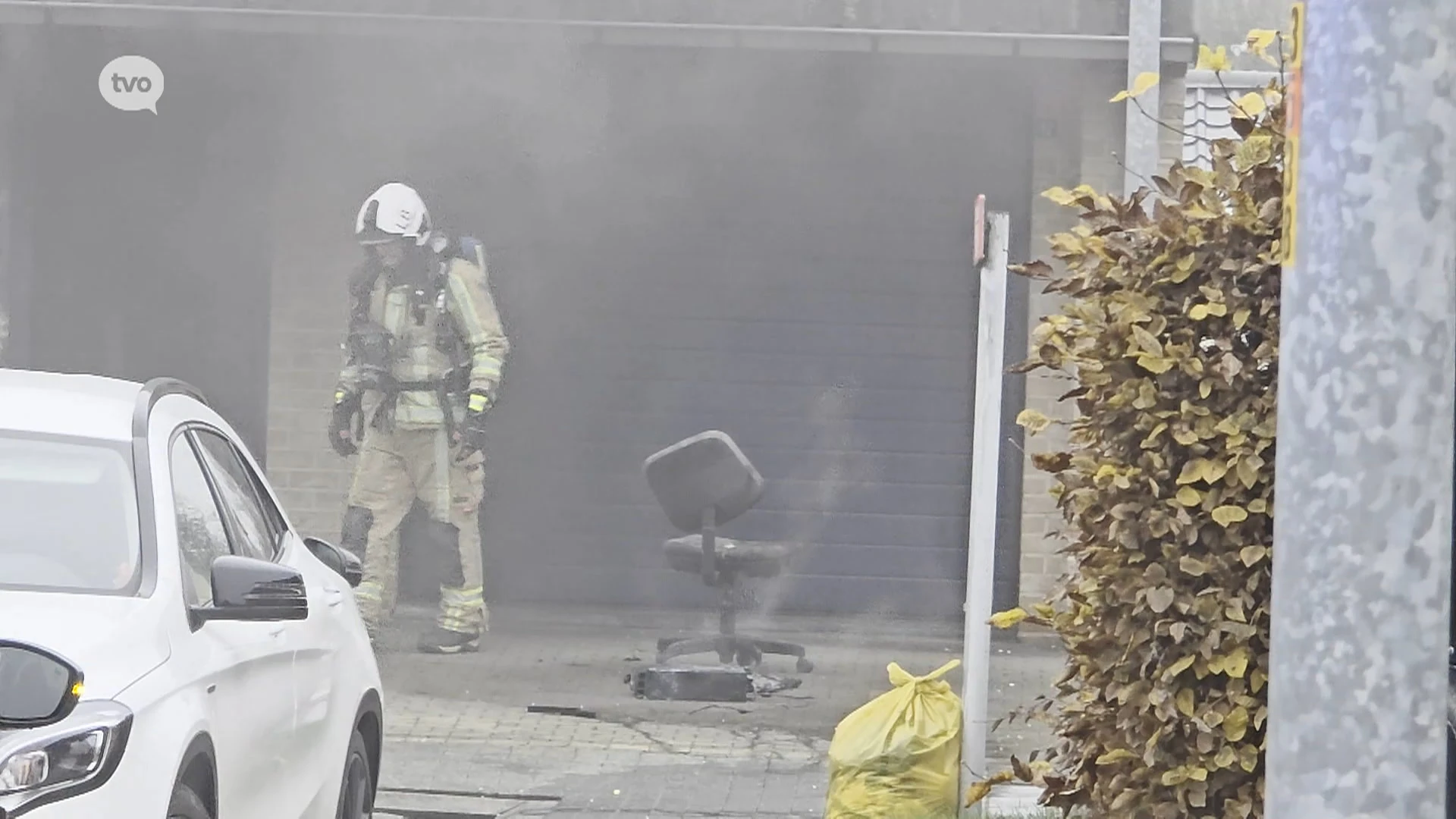 Hoofdafbeelding voor artikel Computer vat vuur in bureau,…