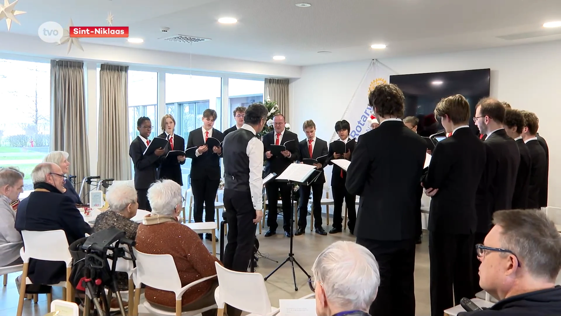 Hoofdafbeelding voor artikel Mannenkoor verwent Sint-Niklase…