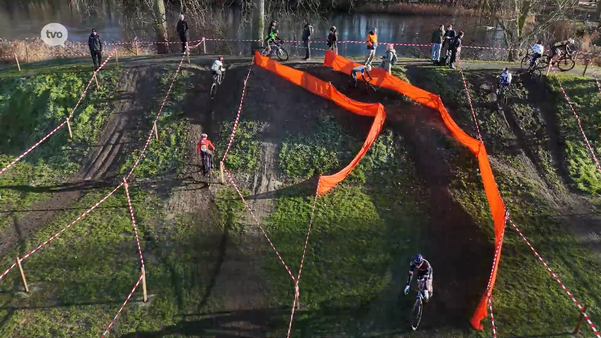 Hoofdafbeelding voor artikel Jonge crossers uit heel Europa…