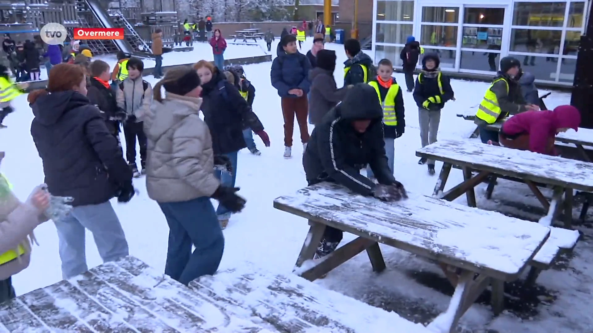 Hoofdafbeelding voor artikel Laatkomers maar ook sneeuwpret…