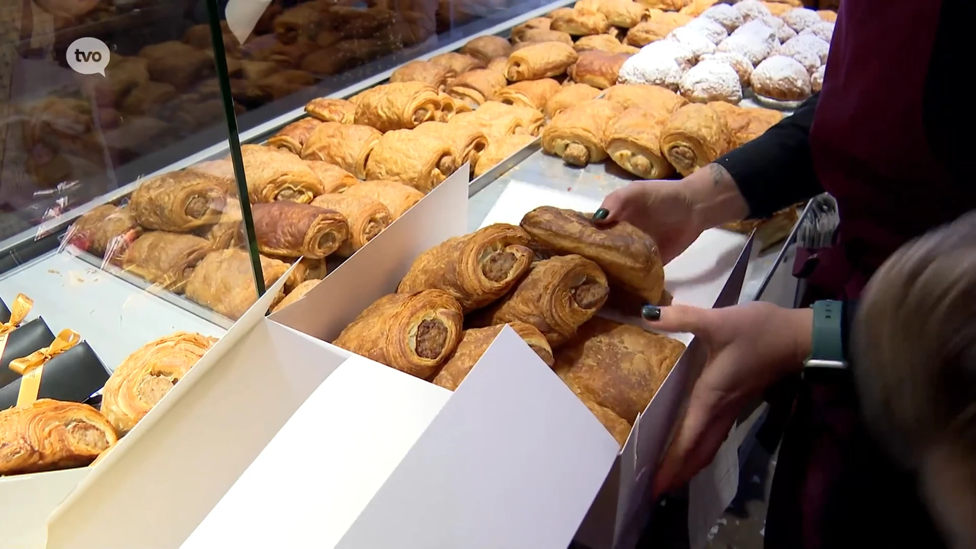 Hoofdafbeelding voor artikel Duizenden appelbollen en worstenbroden…