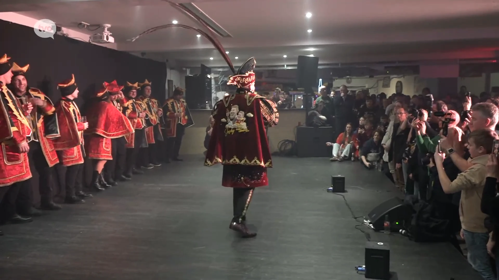 Hoofdafbeelding voor artikel Kostuum Prins Joshy is een…