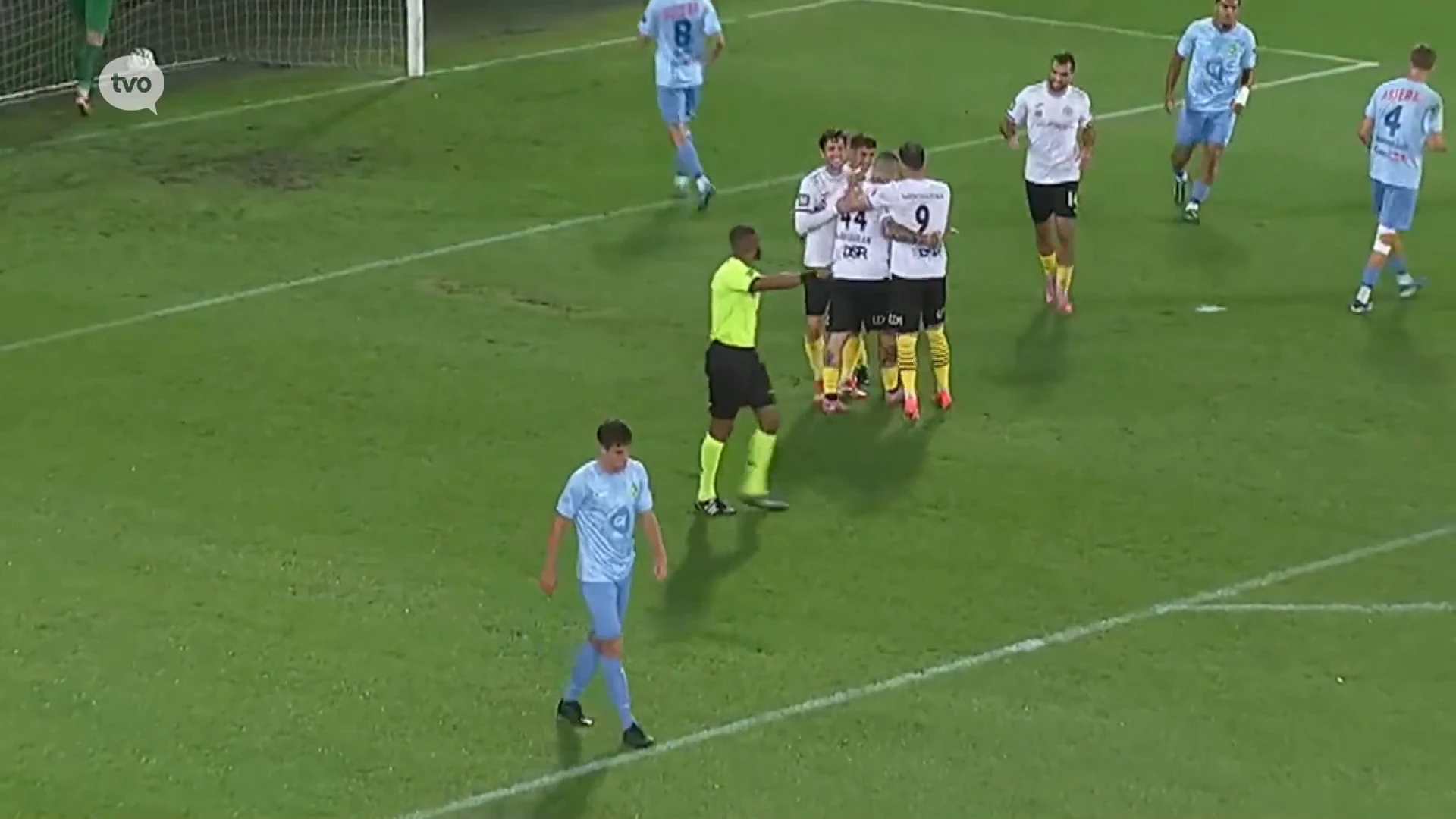 Hoofdafbeelding voor artikel Bo De Kerf onderweg naar FCV…