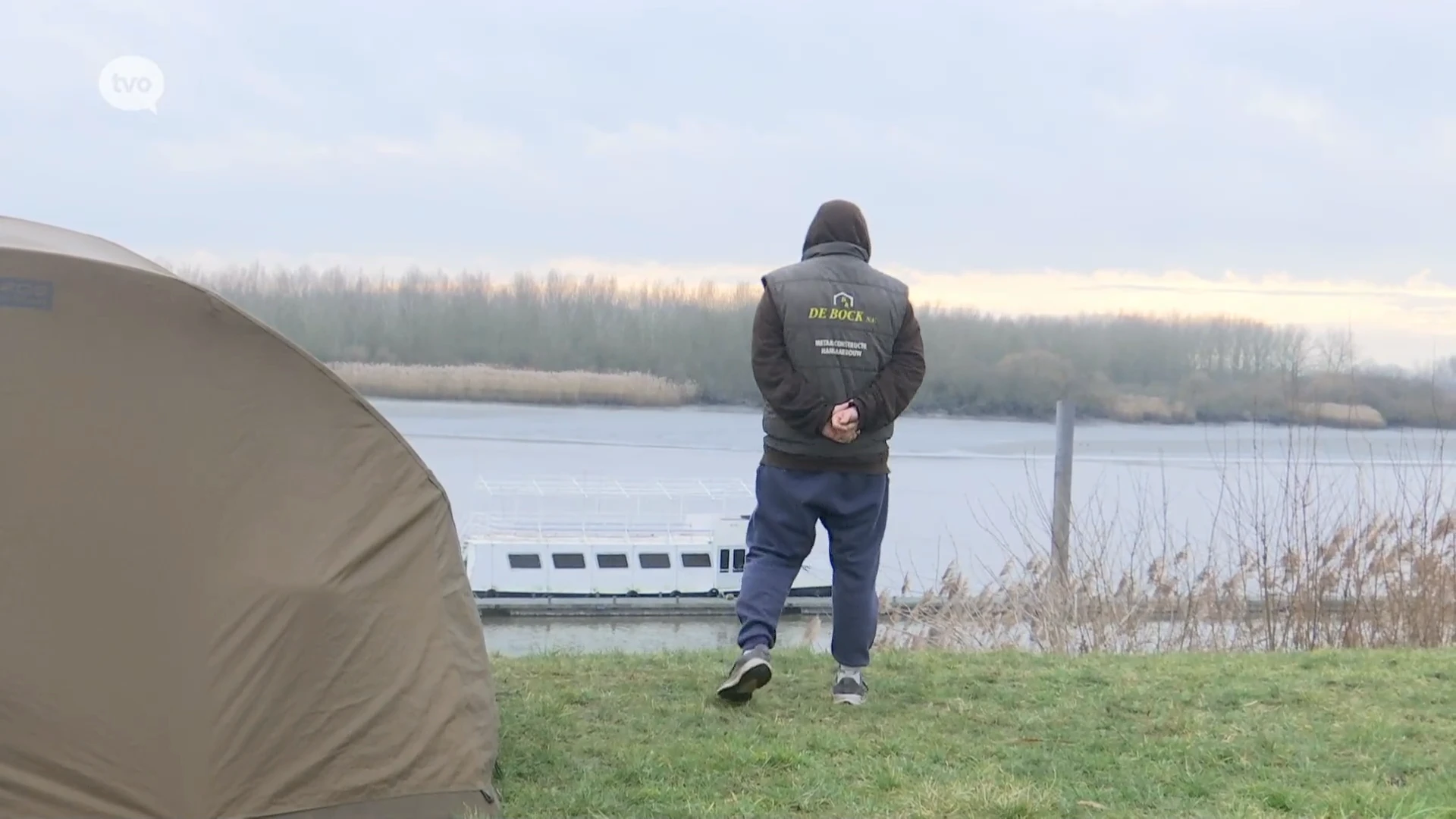 Hoofdafbeelding voor artikel Dakloos koppel verhuist tentje…